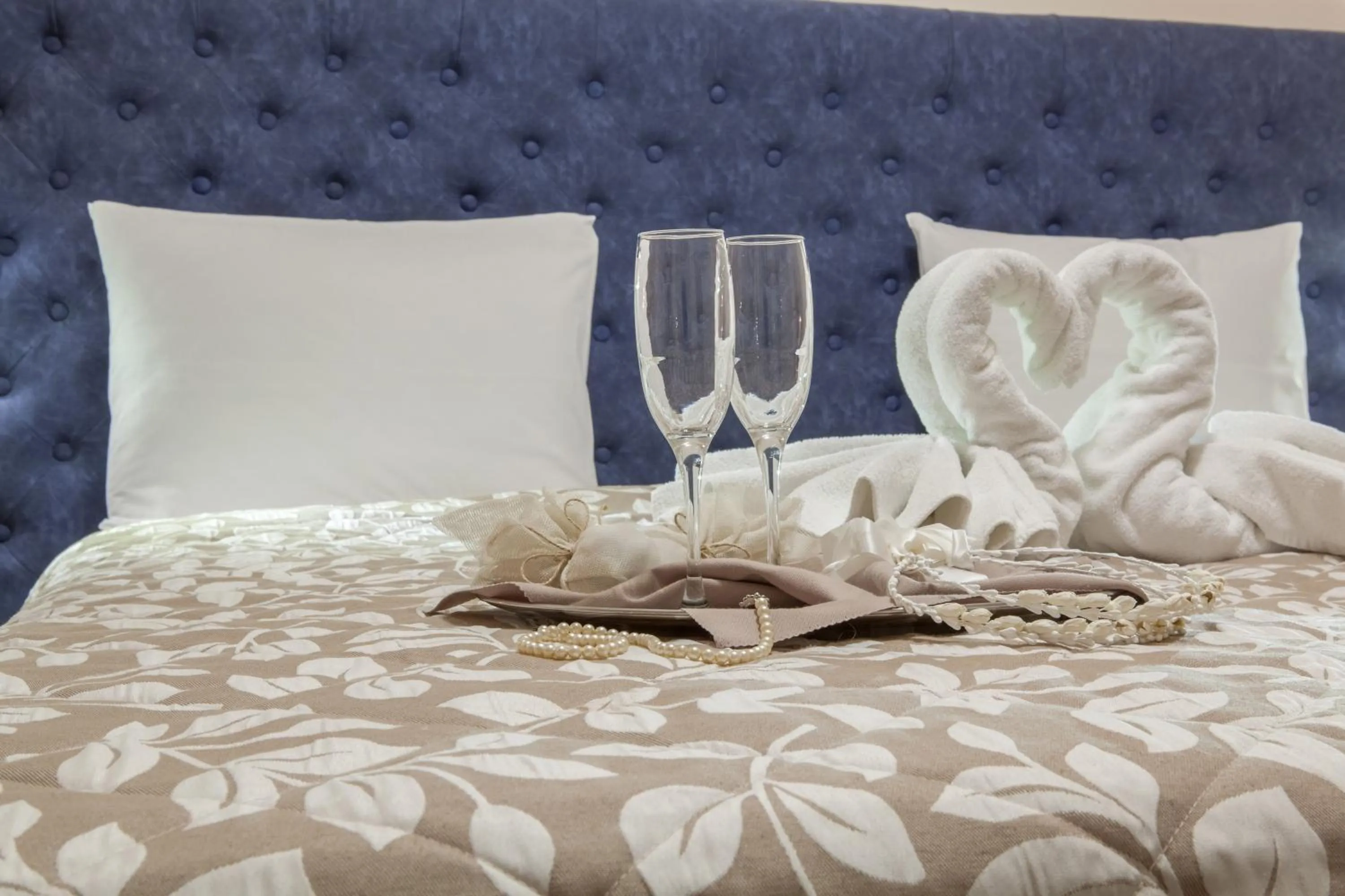 Bed in Pitsakis Hotel