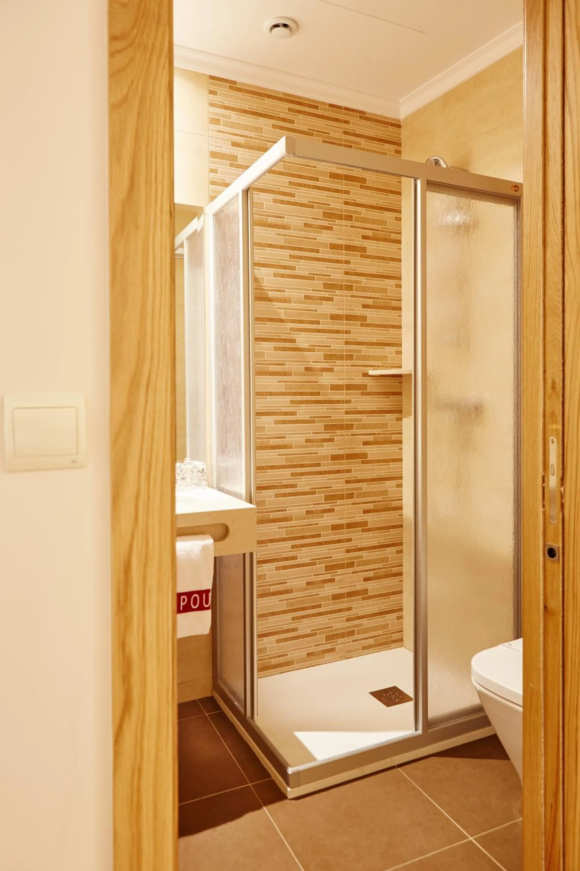 Shower in Mapoula PR Boutique