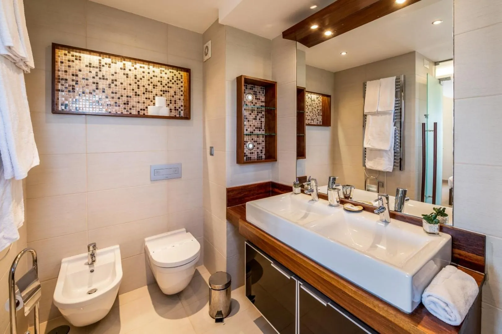 Toilet in Mar da Luz Resort