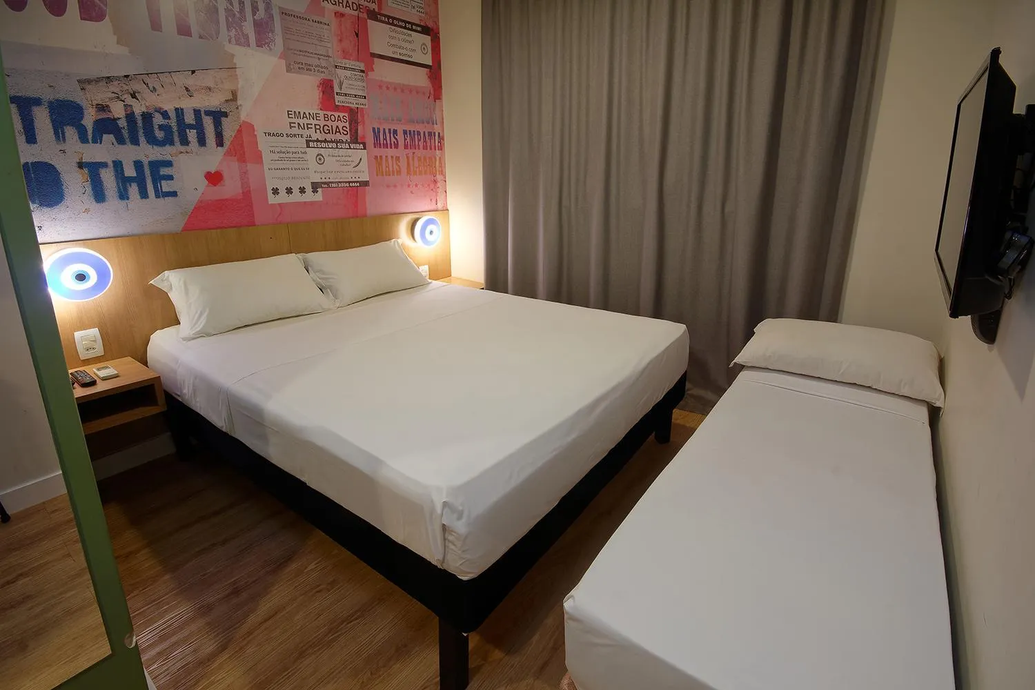 Photo of the whole room, Bed in Golden Tower Express Araraquara by Fênix Hotéis