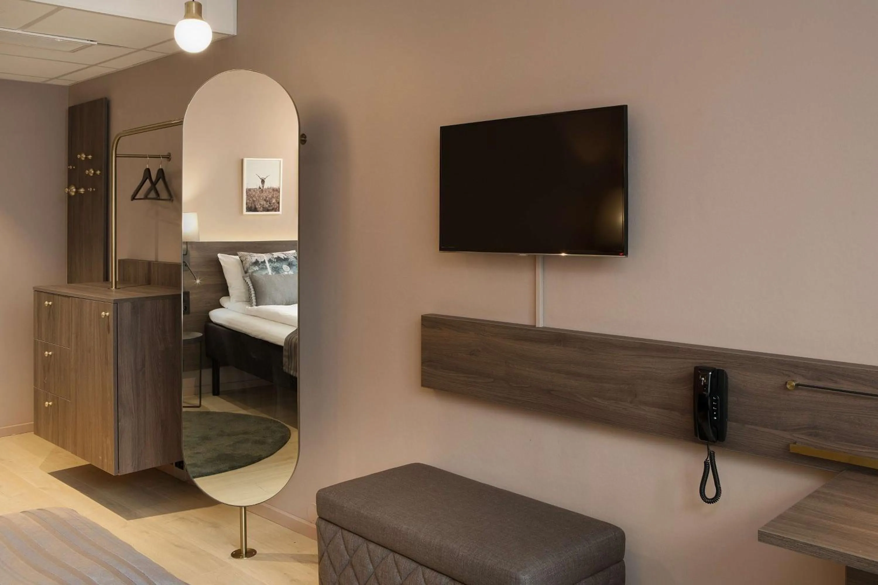 Bedroom, Bed in Scandic Hell