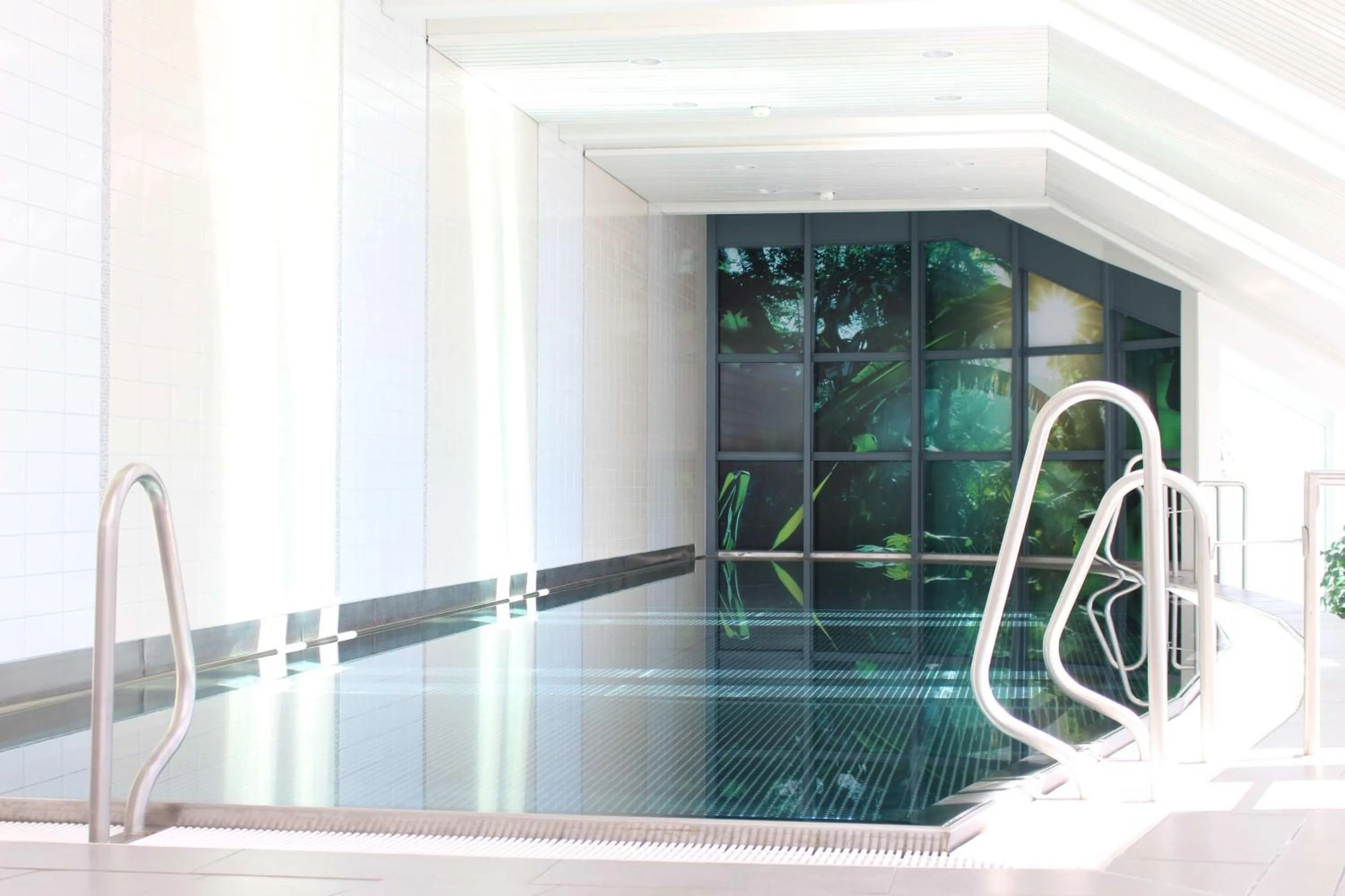 Pool view in Scandic Hell