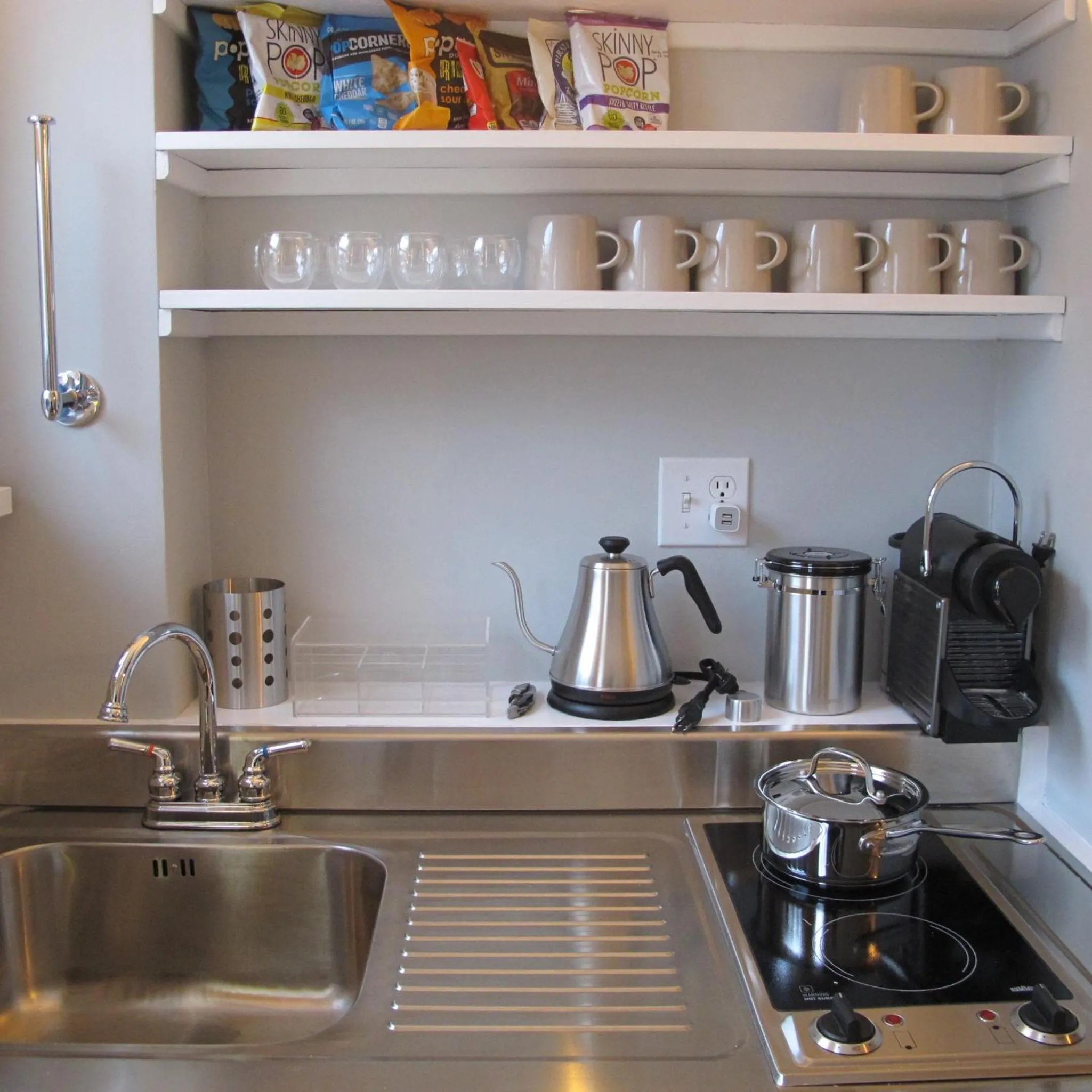 Food and drinks in Nest Hudson