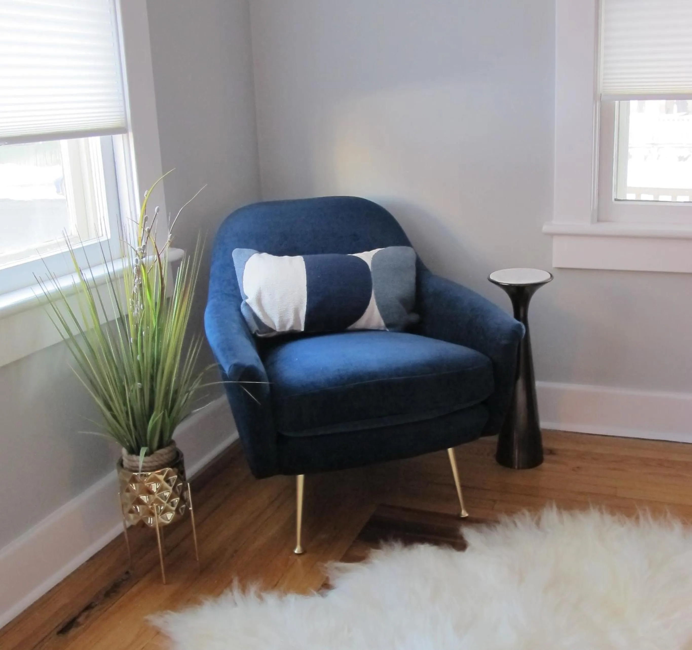 Seating area in Nest Hudson