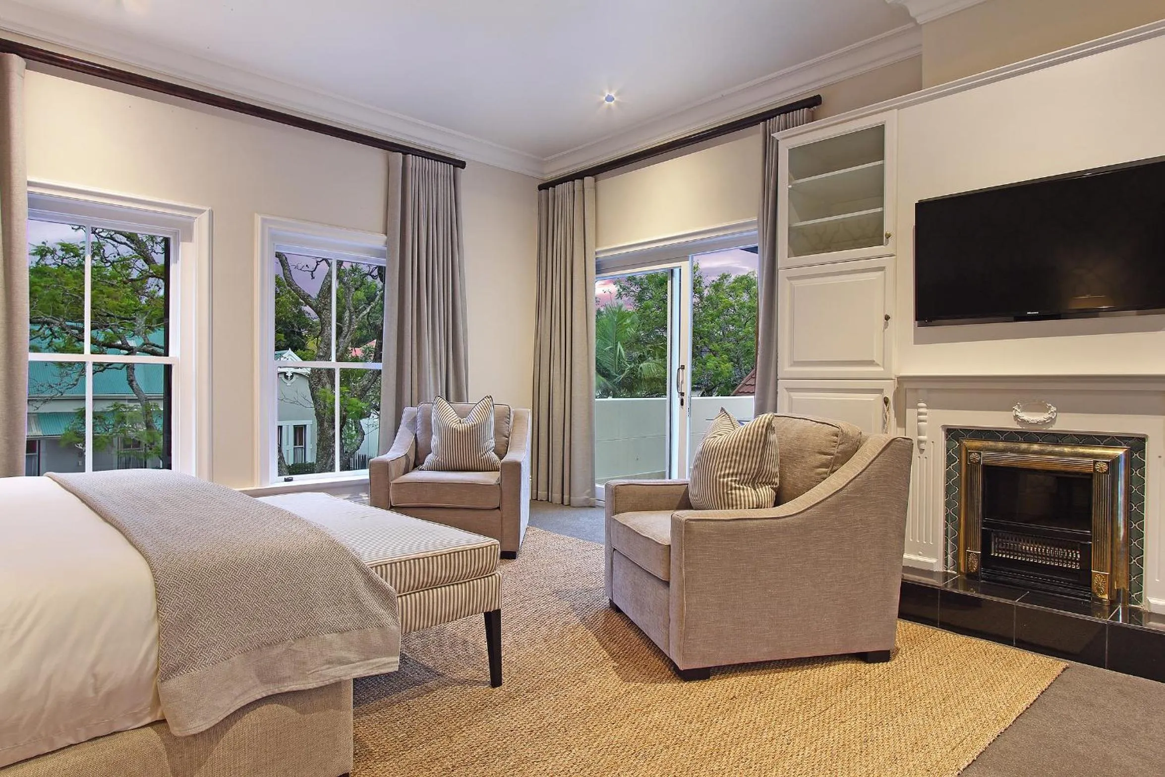 Bed in Stellenbosch Manor