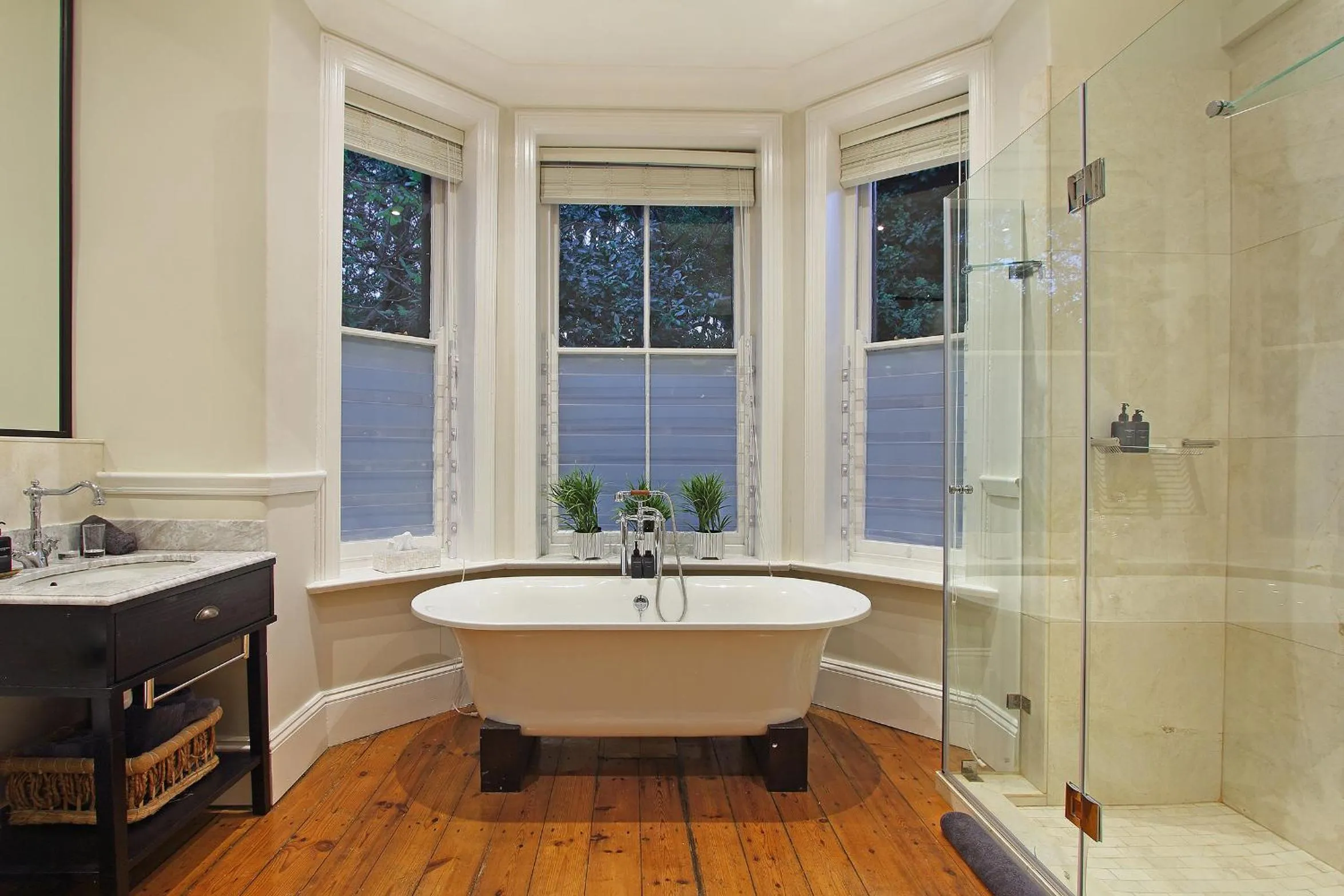 Shower in Stellenbosch Manor