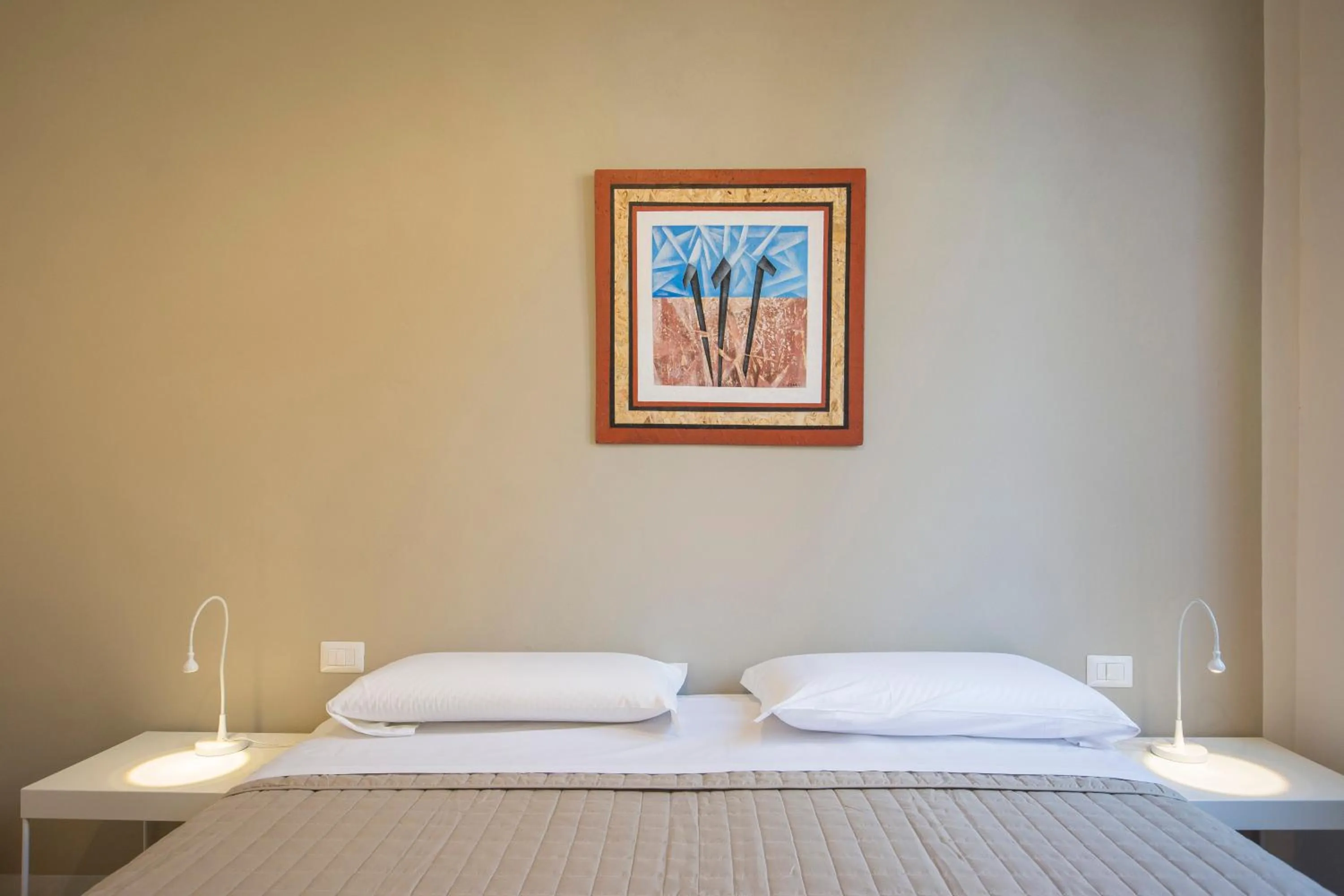 Photo of the whole room, Bed in Regis Condo