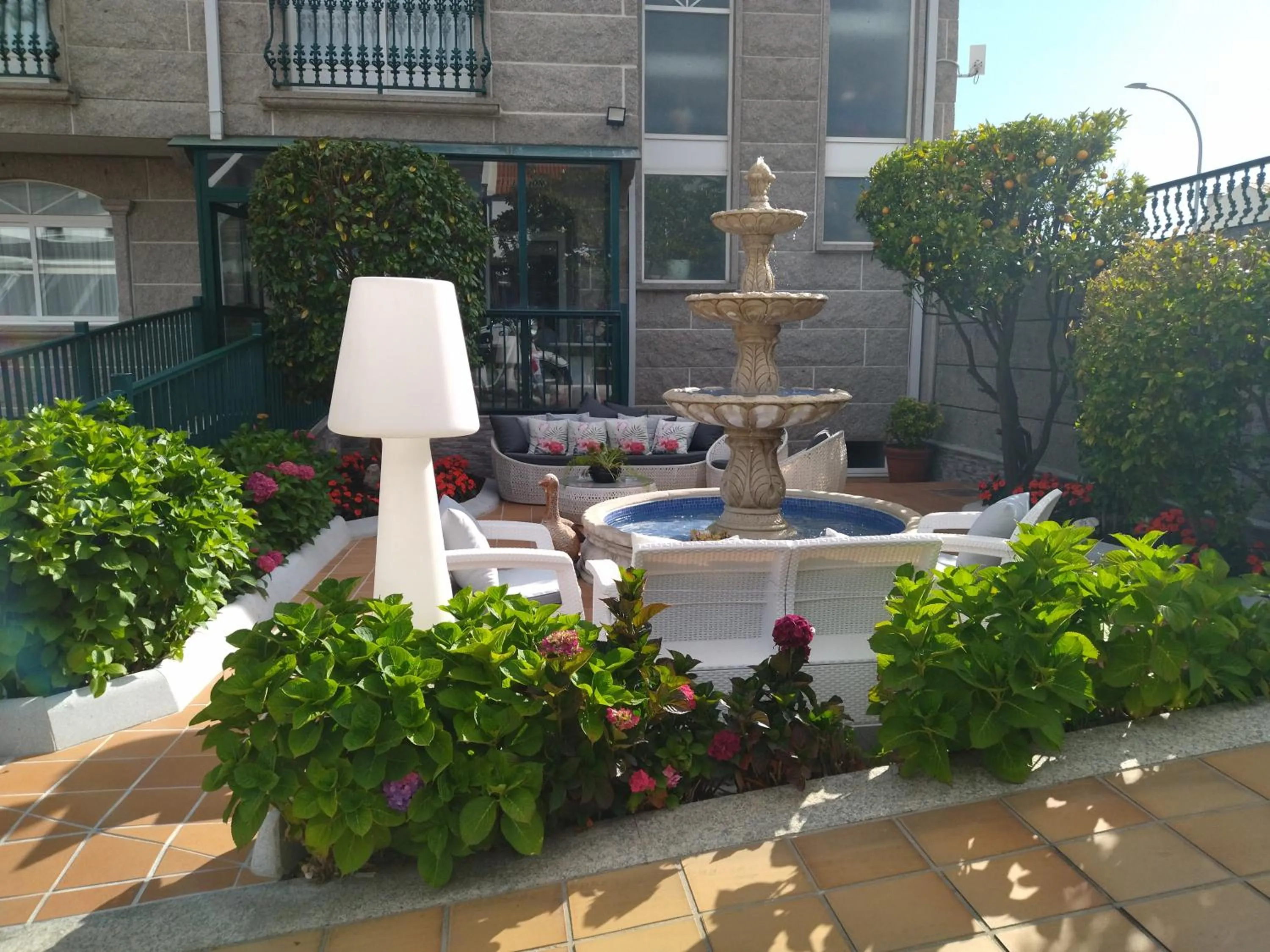 Property building in Hotel Playa Compostela