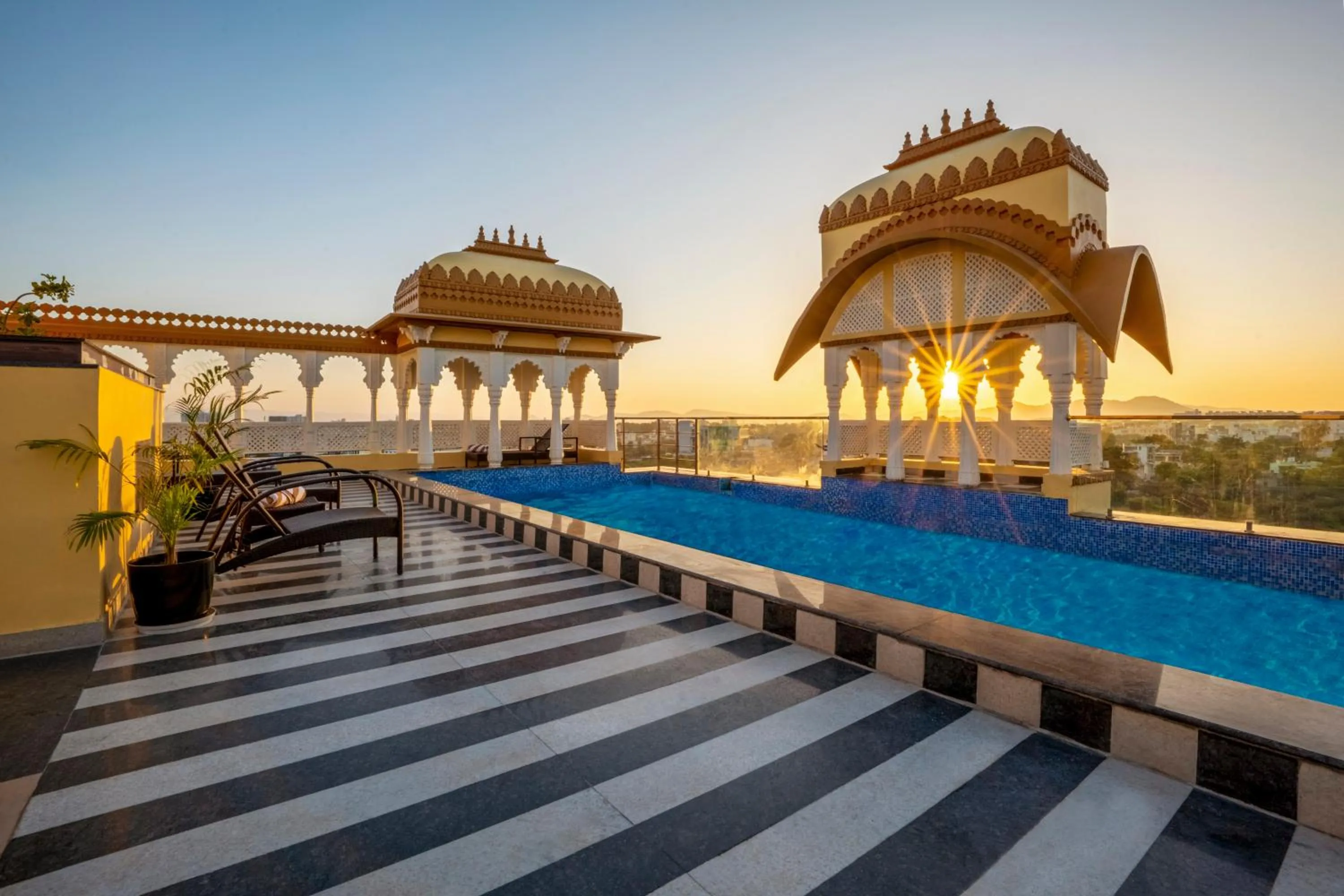 Swimming pool in Sterling Balicha Udaipur