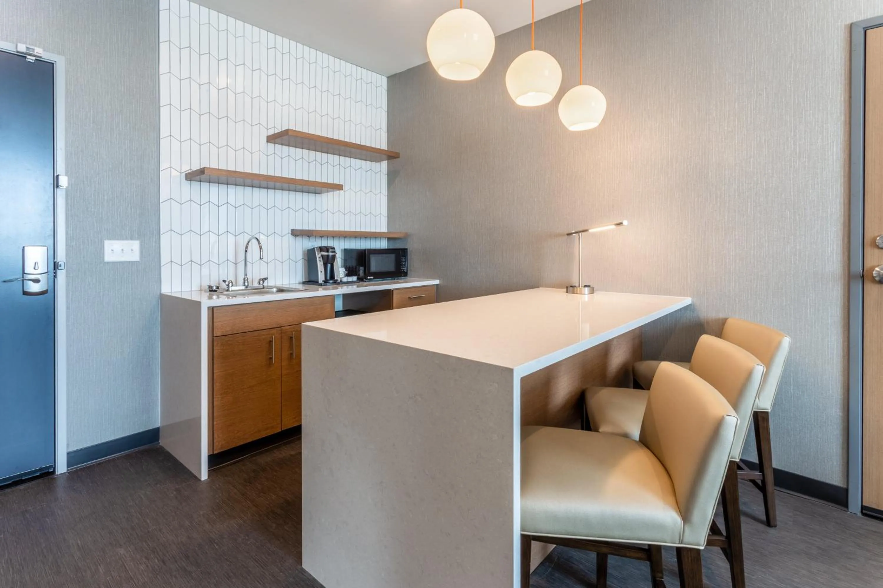 Photo of the whole room in Holiday Inn & Suites Cedar Falls-Waterloo Event Ctr by IHG