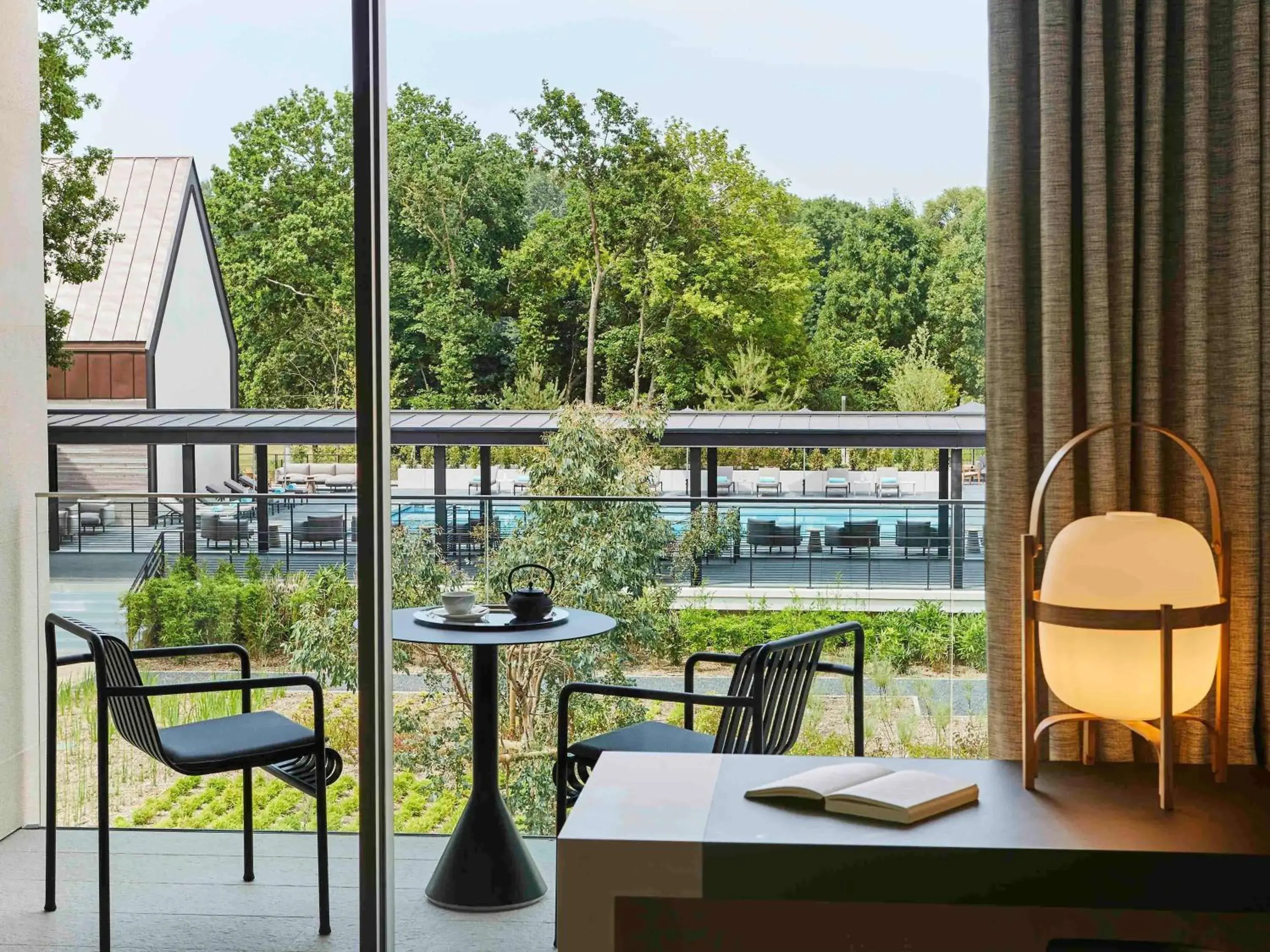 Classic King or Twin Room with Patio View in Le Domaine des Vanneaux Golf & Spa L'Isle Adam - MGallery Collection Classic King or Twin Room with Patio View in Le Domaine des Vanneaux Golf & Spa L'Isle Adam - MGallery Collection