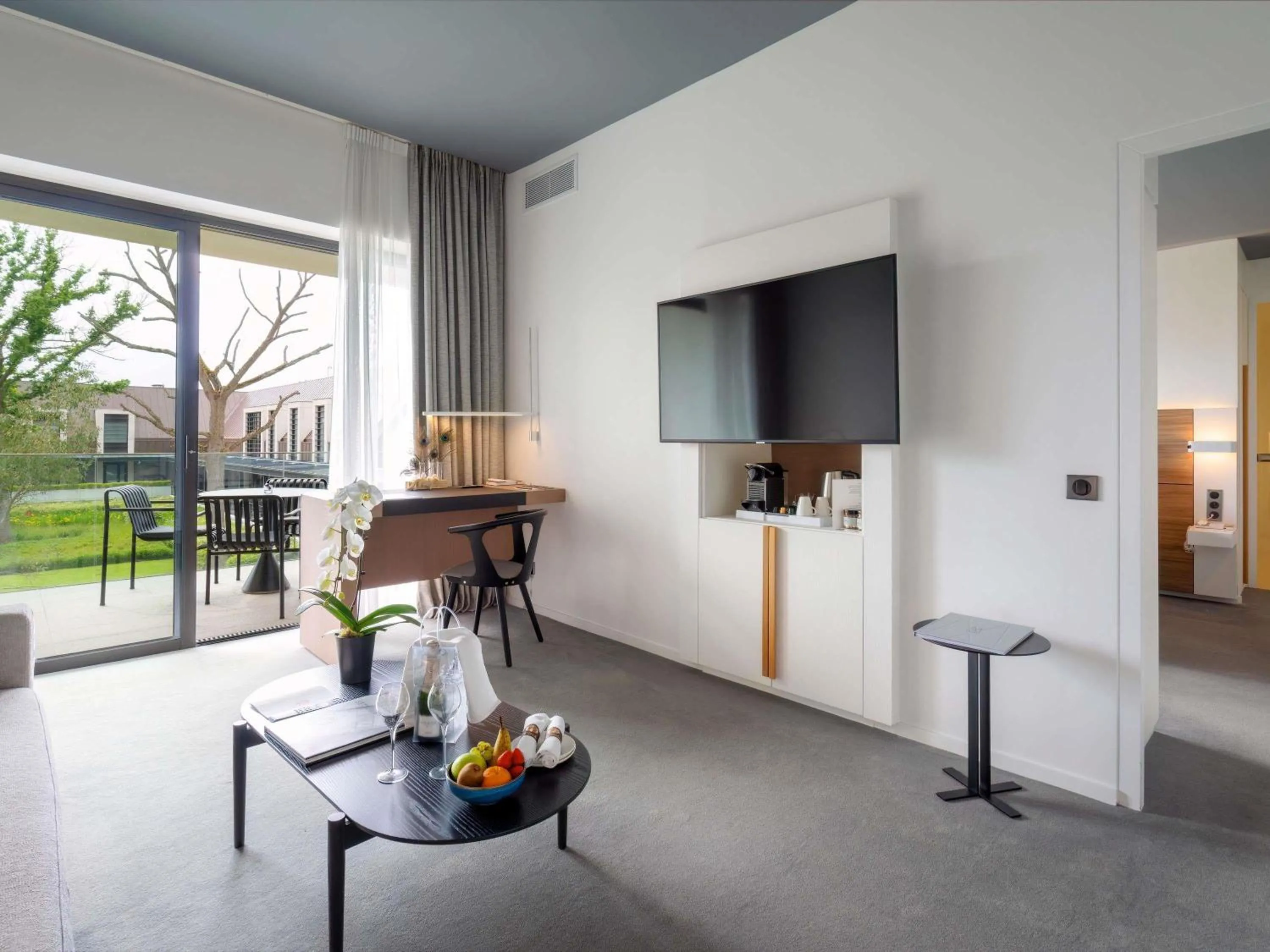 Bedroom in Le Domaine des Vanneaux Golf & Spa L'Isle Adam - MGallery Collection