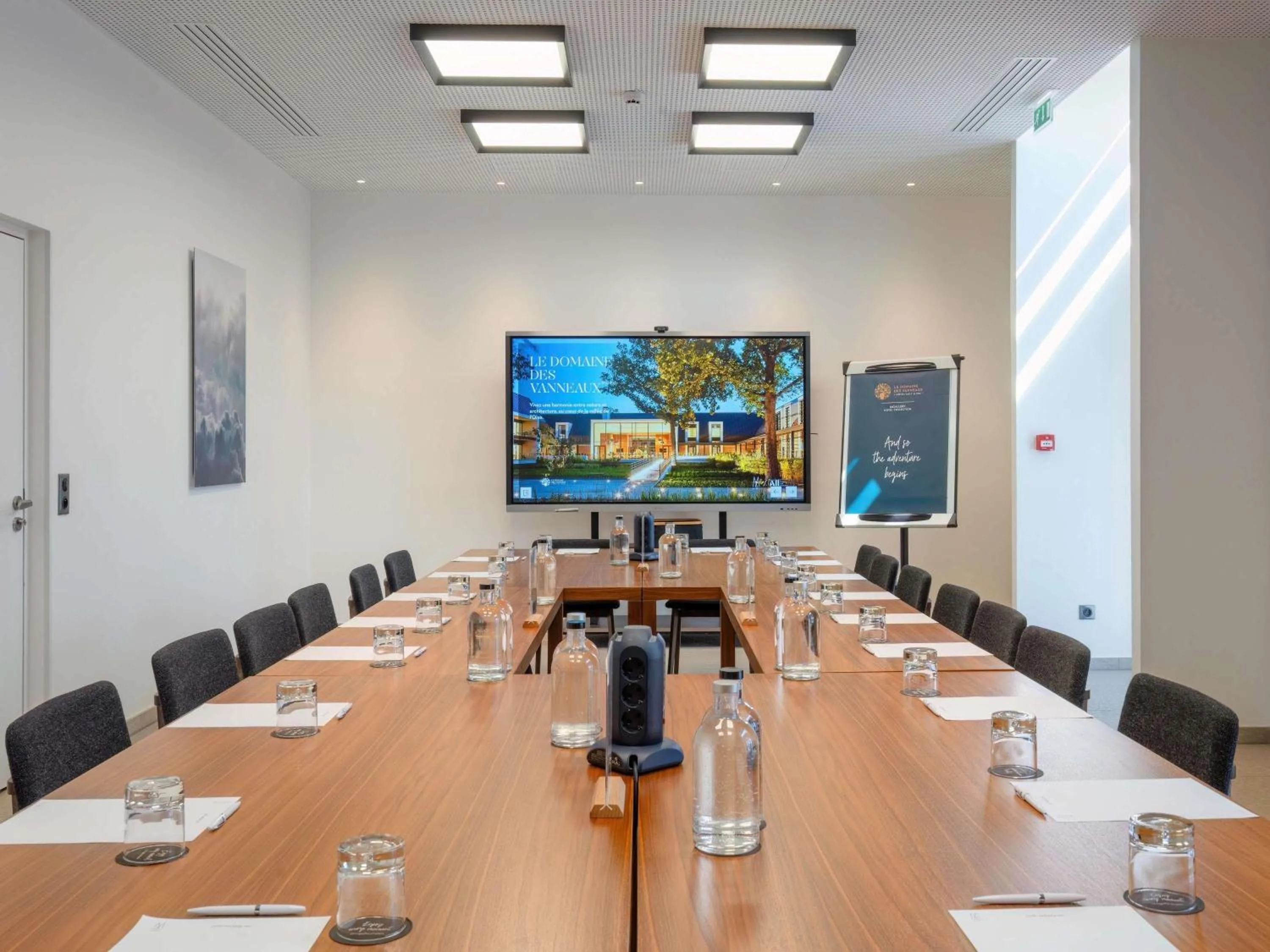 Meeting/conference room in Le Domaine des Vanneaux Golf & Spa L'Isle Adam - MGallery Collection