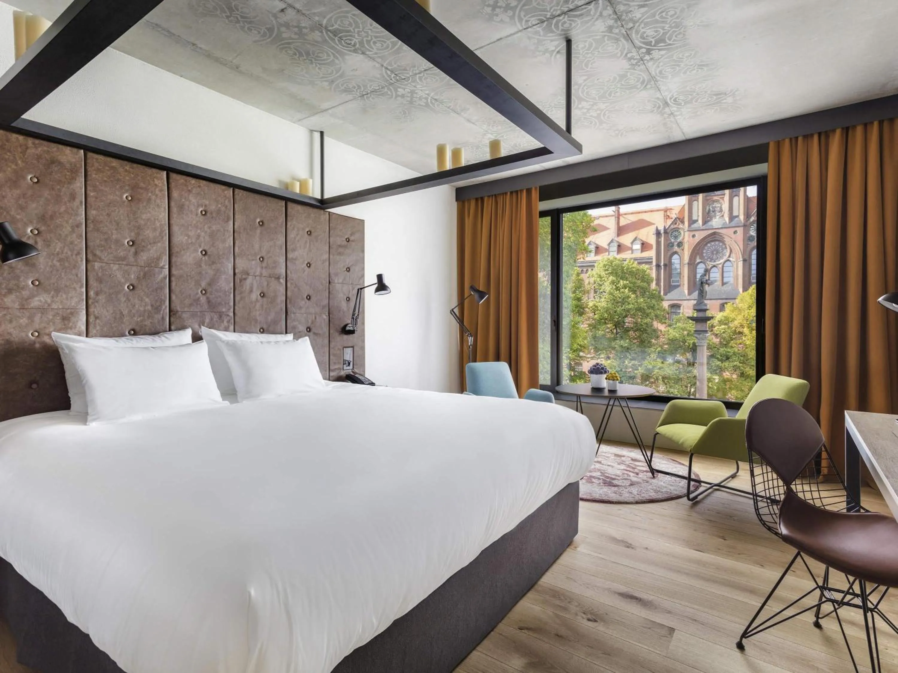 Bedroom, Bed in The Bridge Wroclaw - MGallery