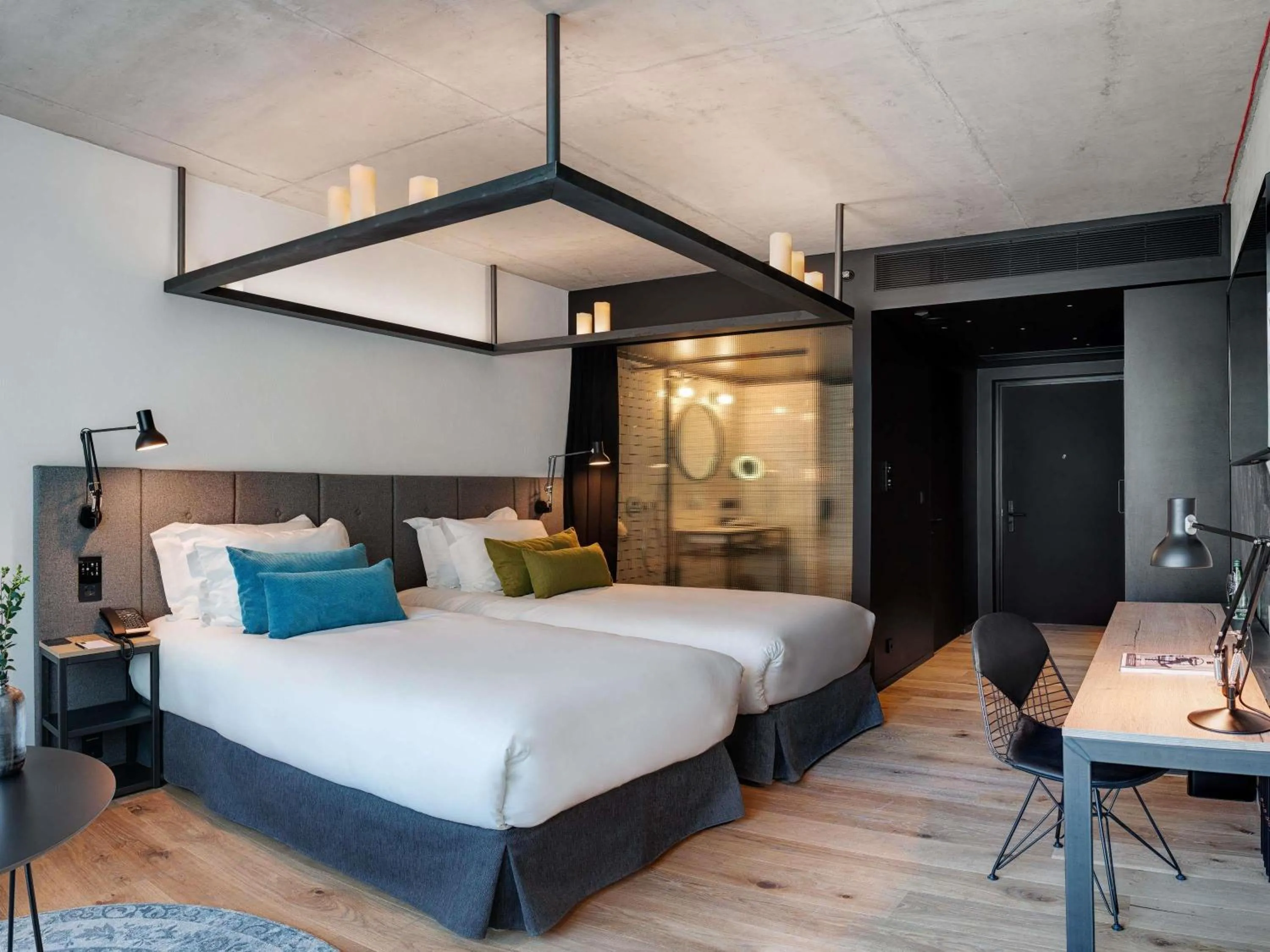 Bedroom, Bed in The Bridge Wroclaw - MGallery