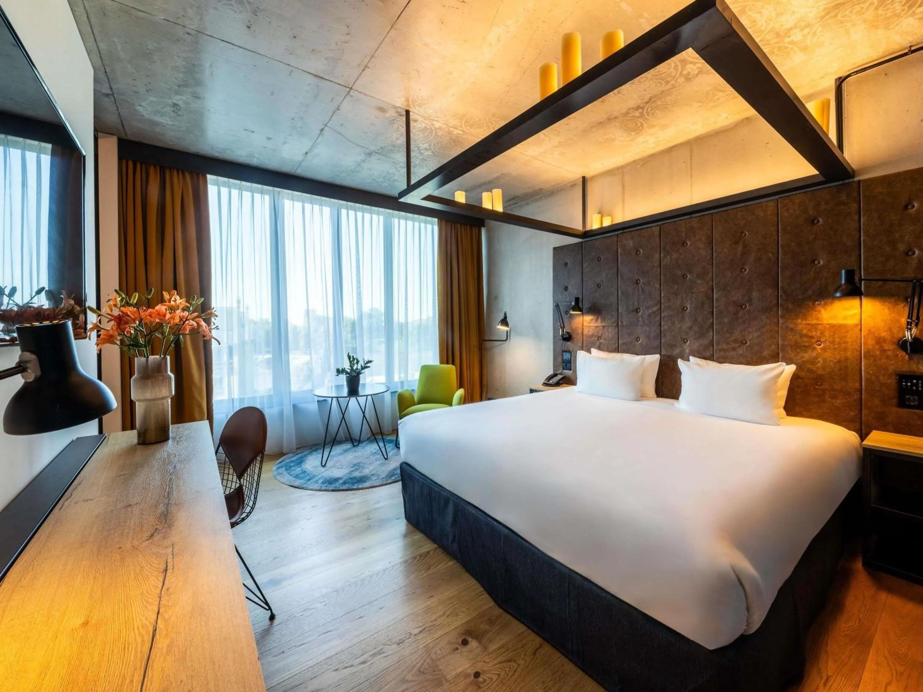 Photo of the whole room, Bed in The Bridge Wroclaw - MGallery