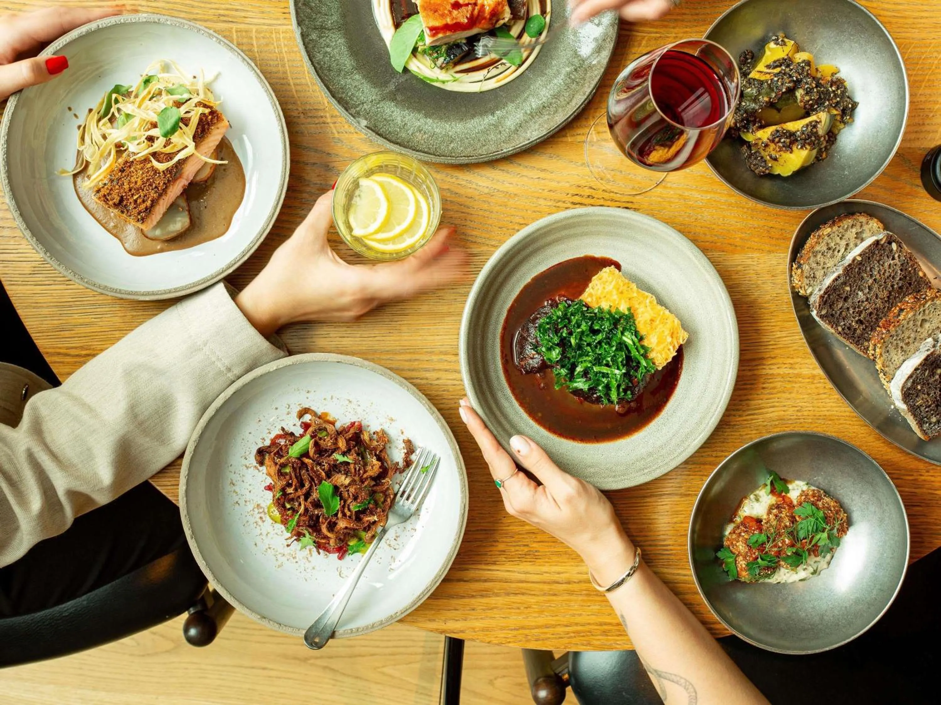 Restaurant/places to eat in The Bridge Wroclaw - MGallery