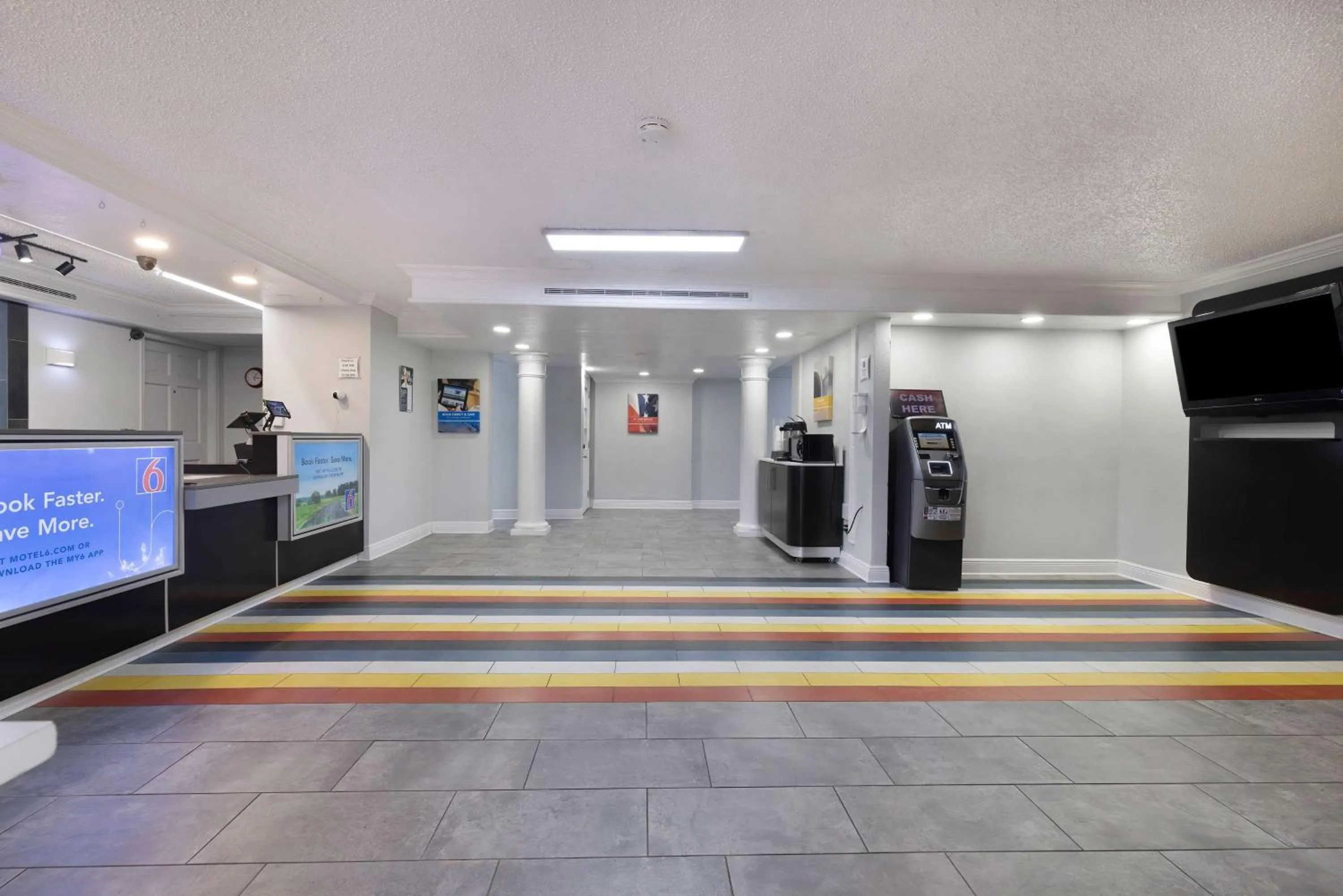 Lobby or reception in Motel 6-Beaumont, TX