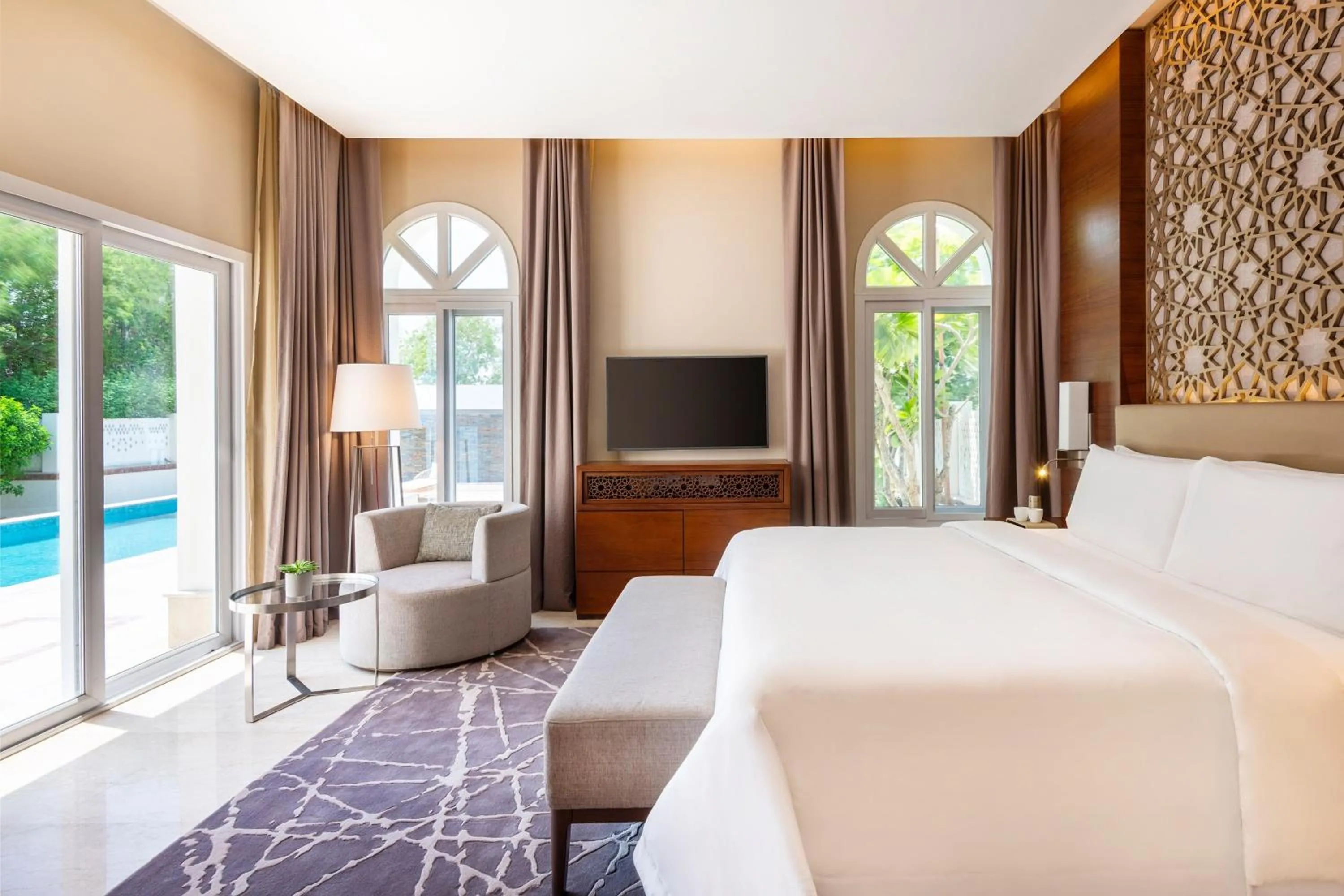 Bedroom, Bed in Al Messila, A Luxury Collection Resort & Spa, Doha