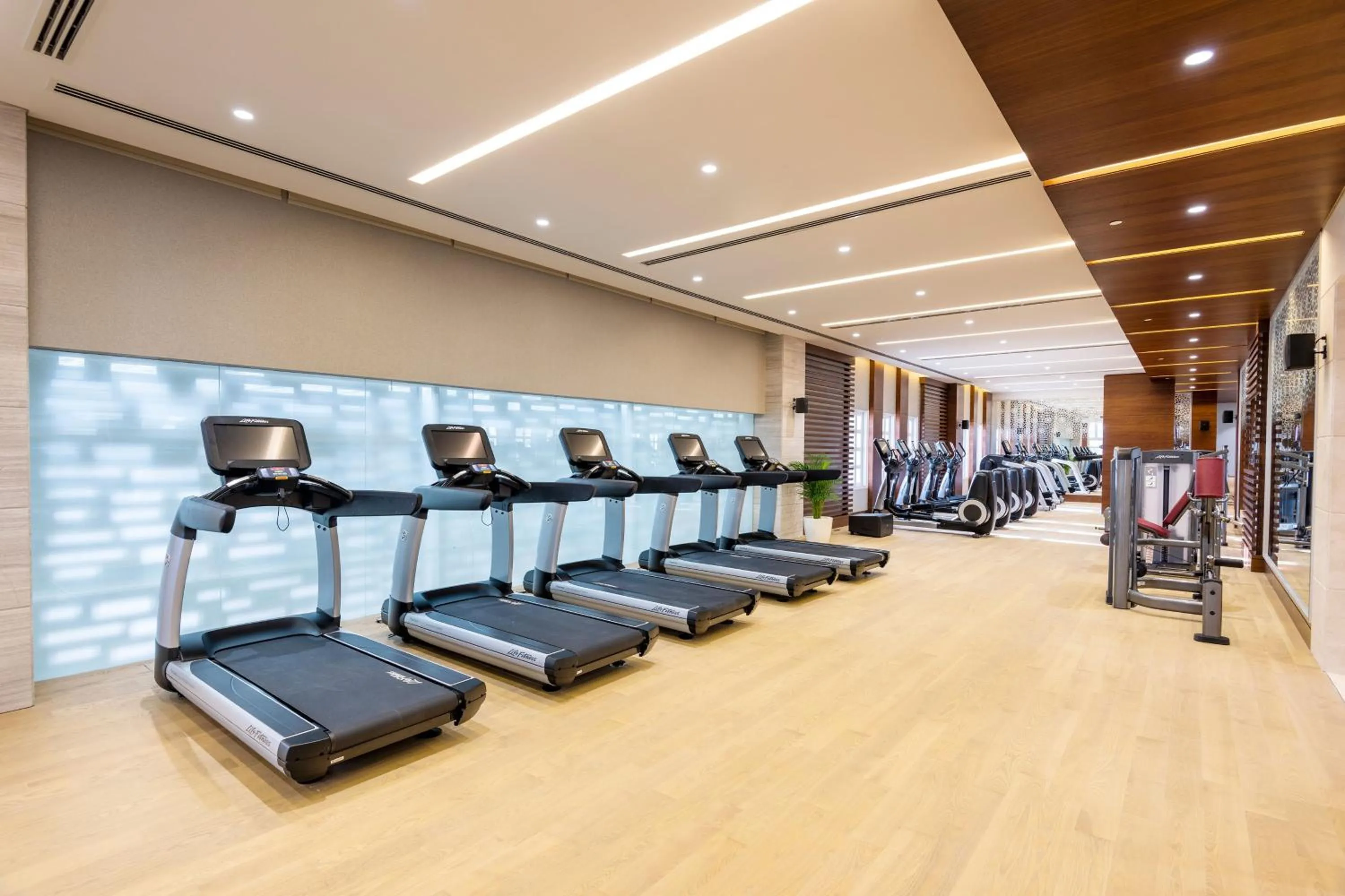 Fitness centre/facilities in Al Messila, A Luxury Collection Resort & Spa, Doha