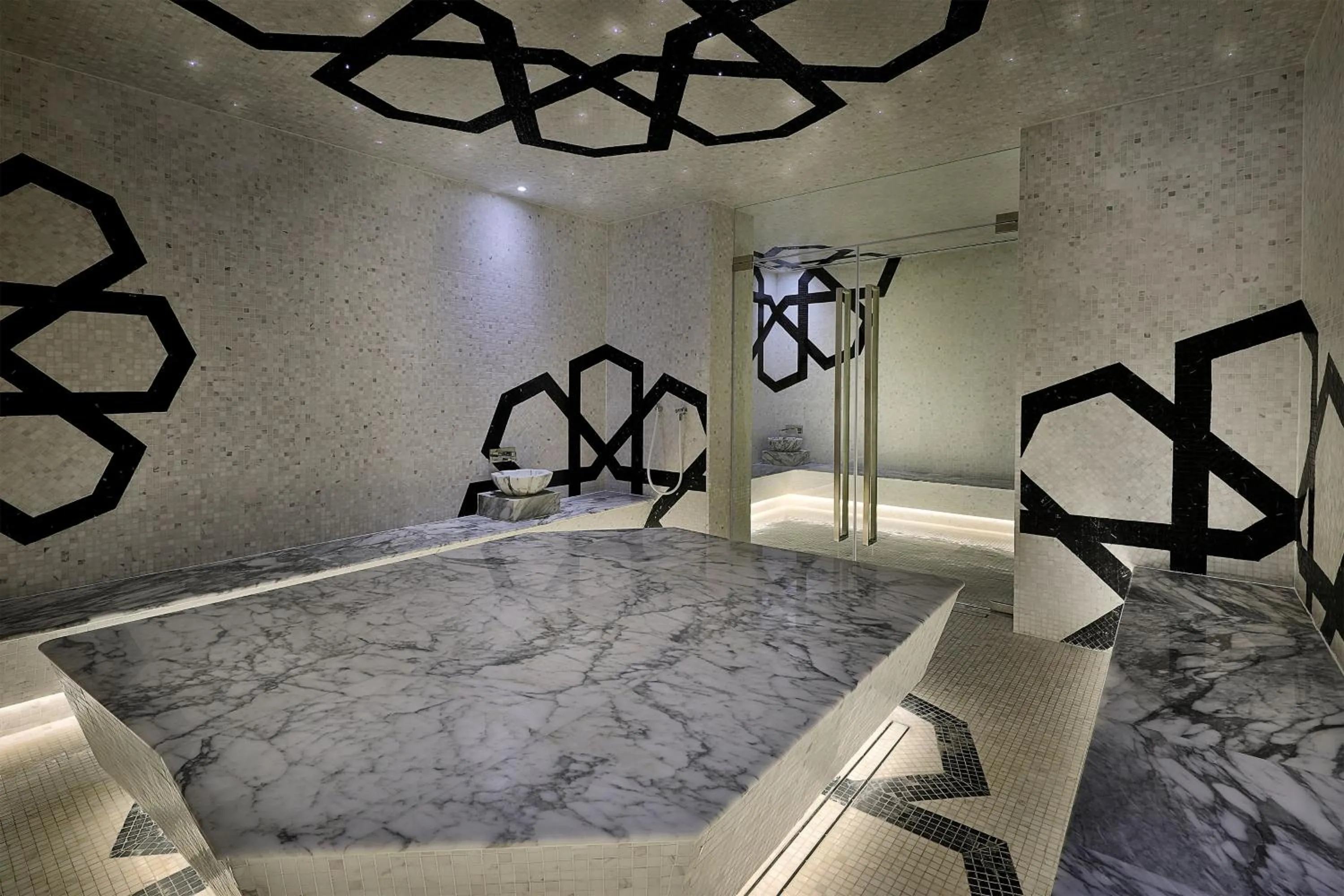 Spa and wellness centre/facilities in W Muscat