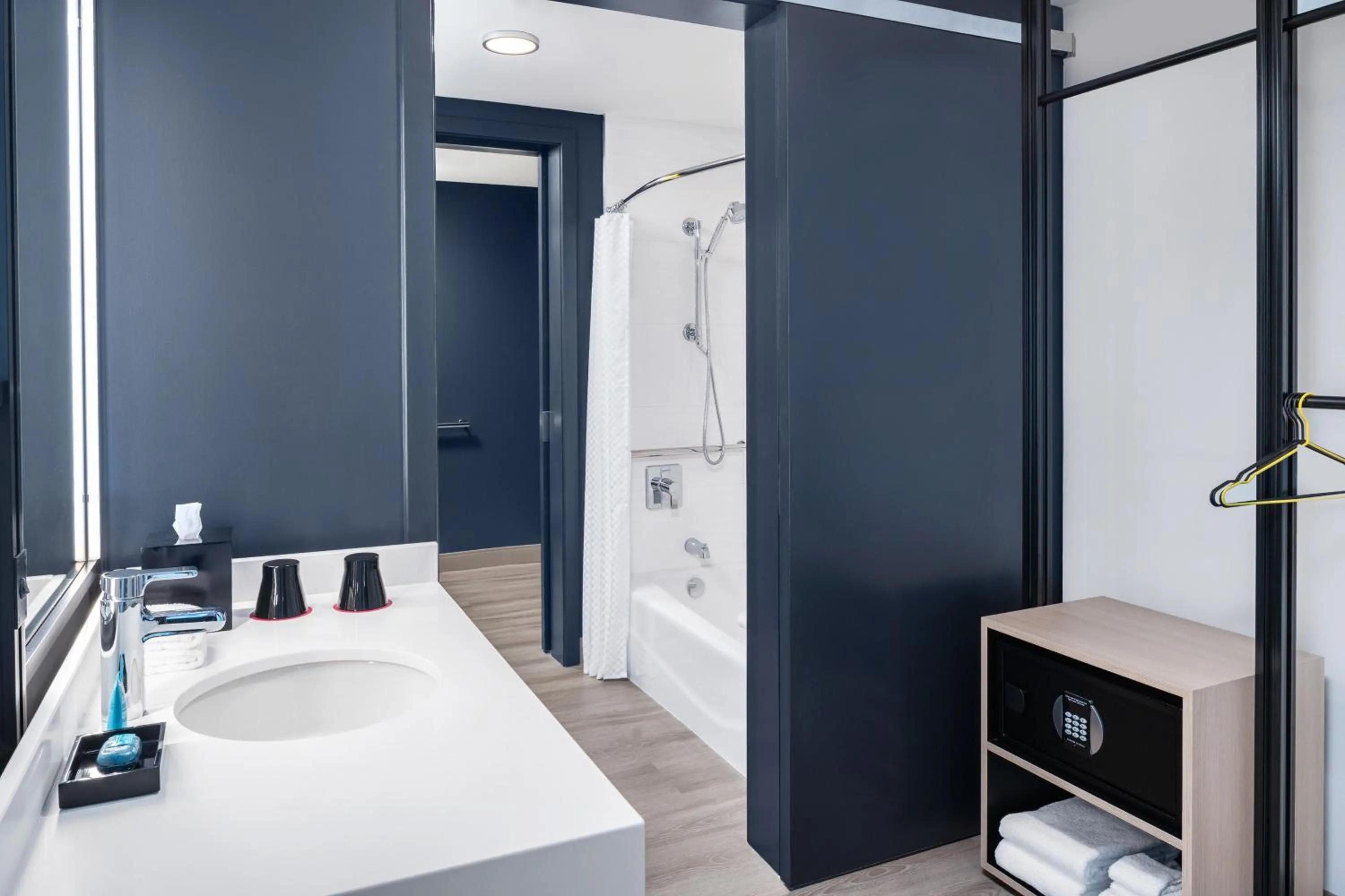 Bathroom in Aloft Ocean City