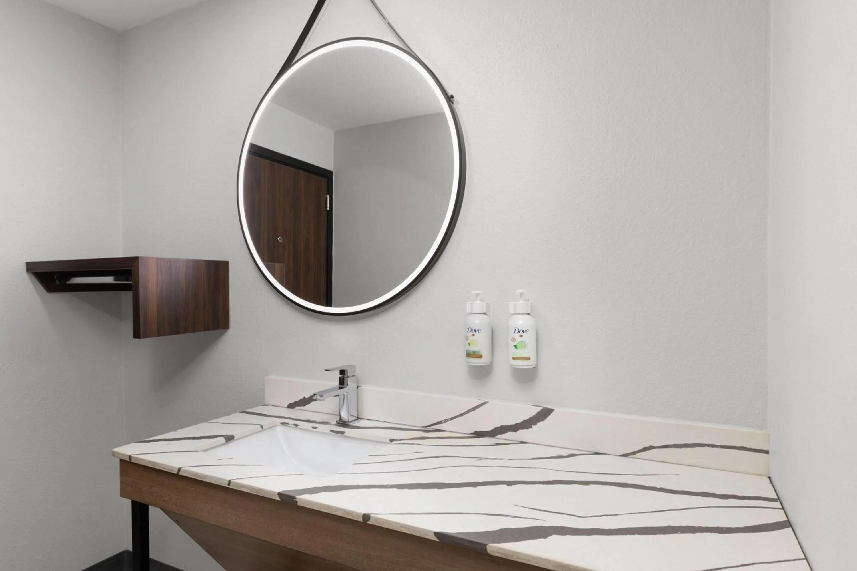 Bathroom in La Quinta by Wyndham Springdale