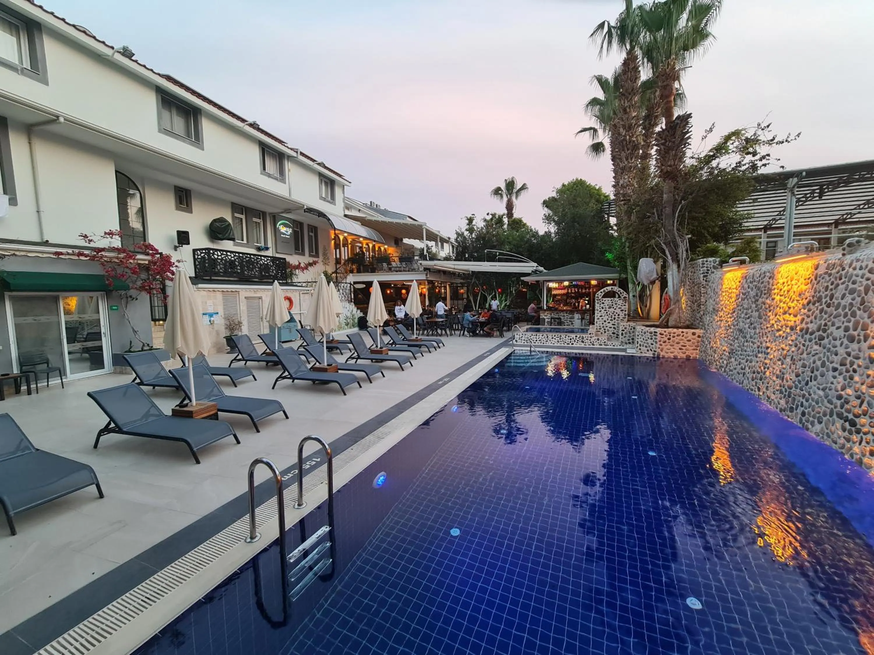 Swimming pool in Tonoz Beach Hotel
