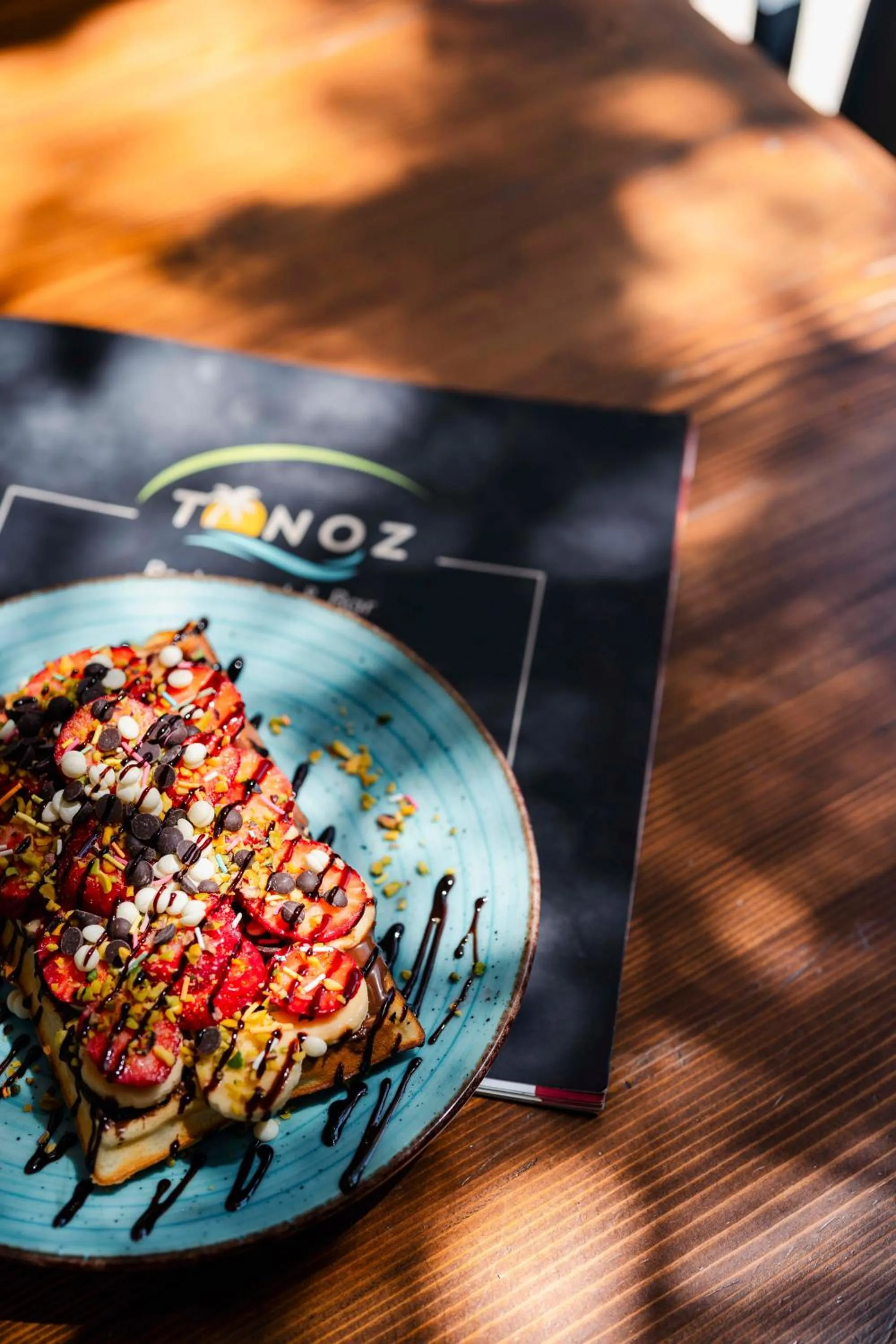 Restaurant/places to eat in Tonoz Beach Hotel
