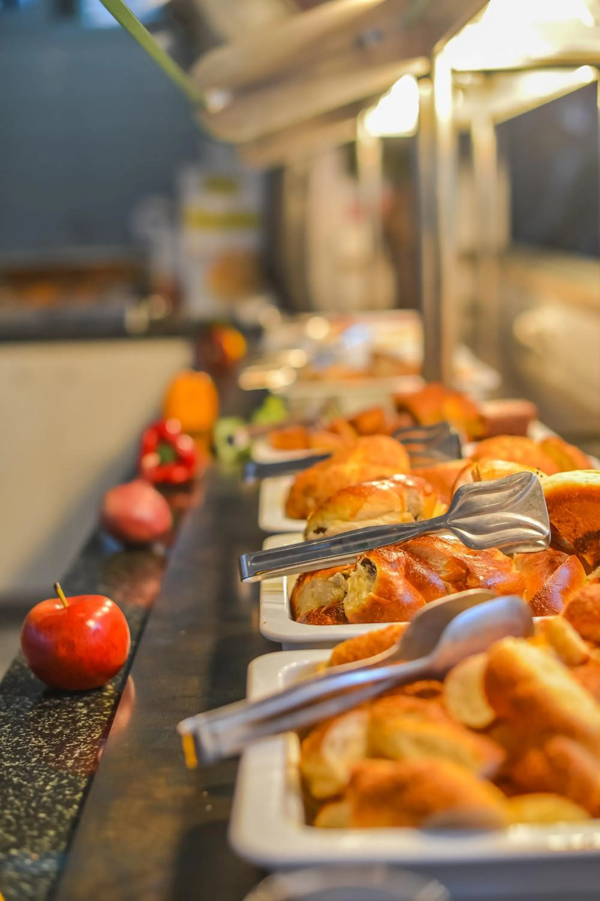 Food in Tonoz Beach Hotel