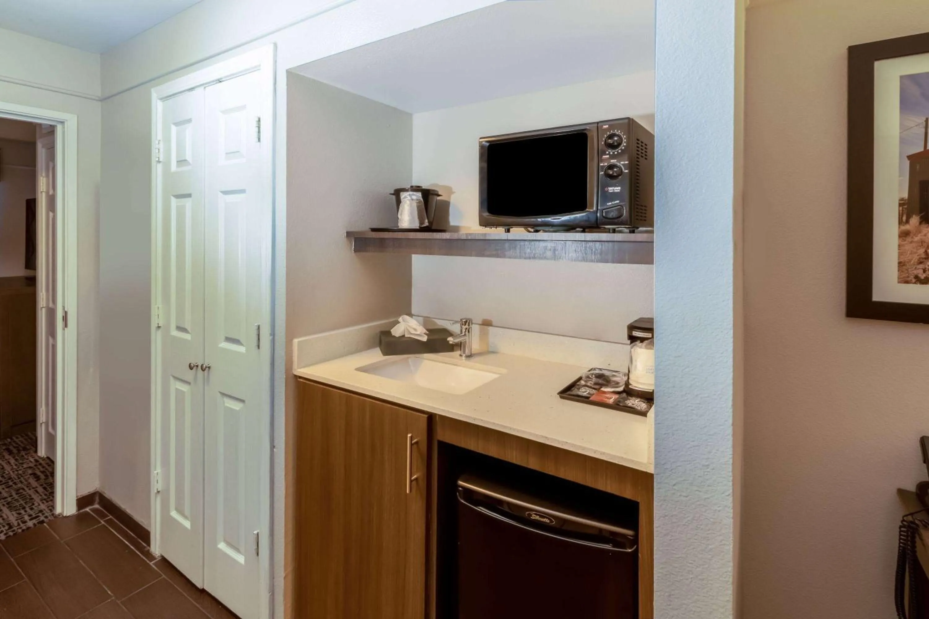 Bed in La Quinta by Wyndham Rockwall