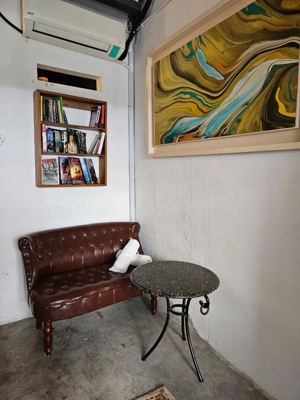 Seating area in Mingle Highstreet - CoWorking Hub