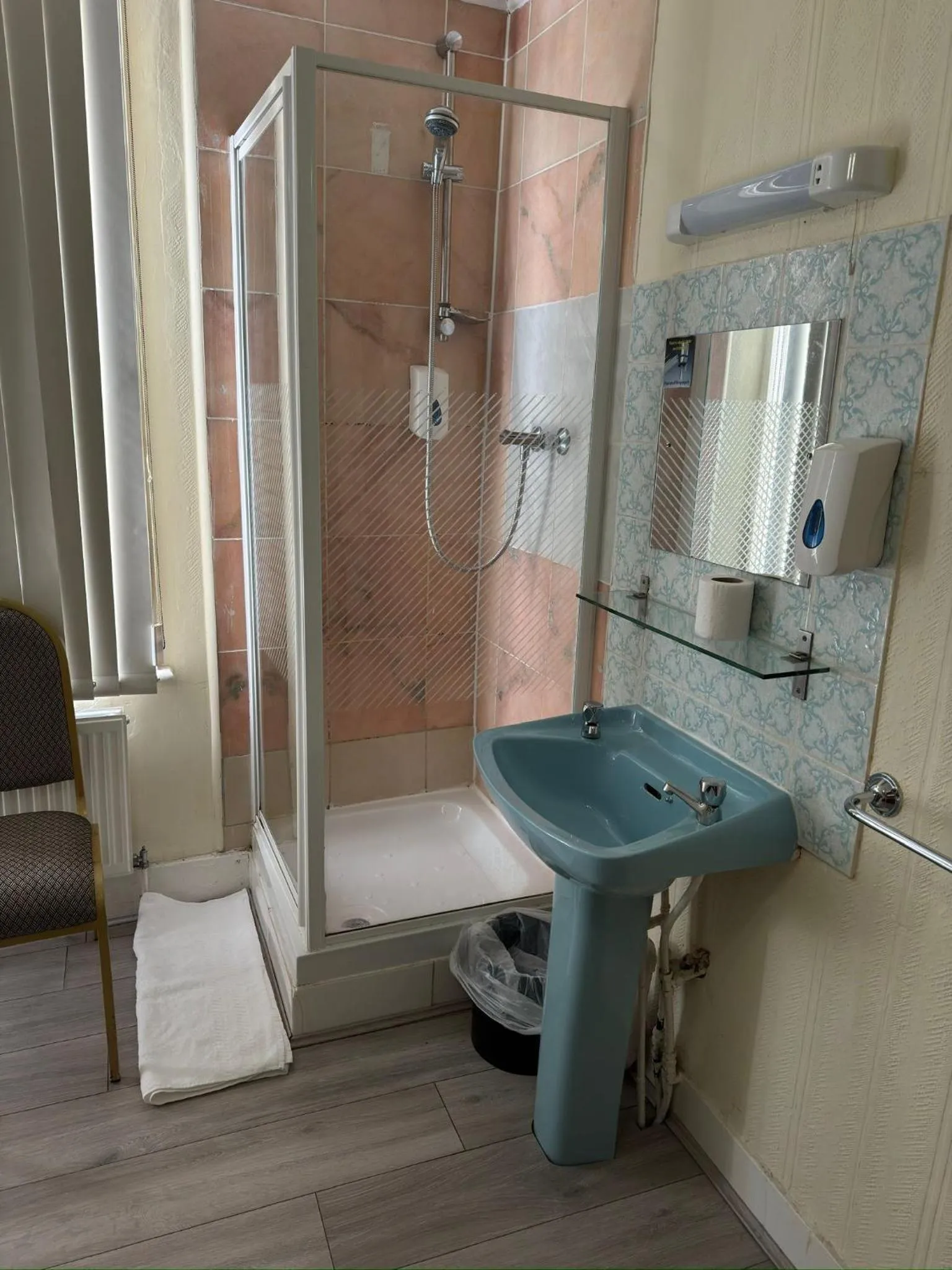 Shower in Manor Hotel