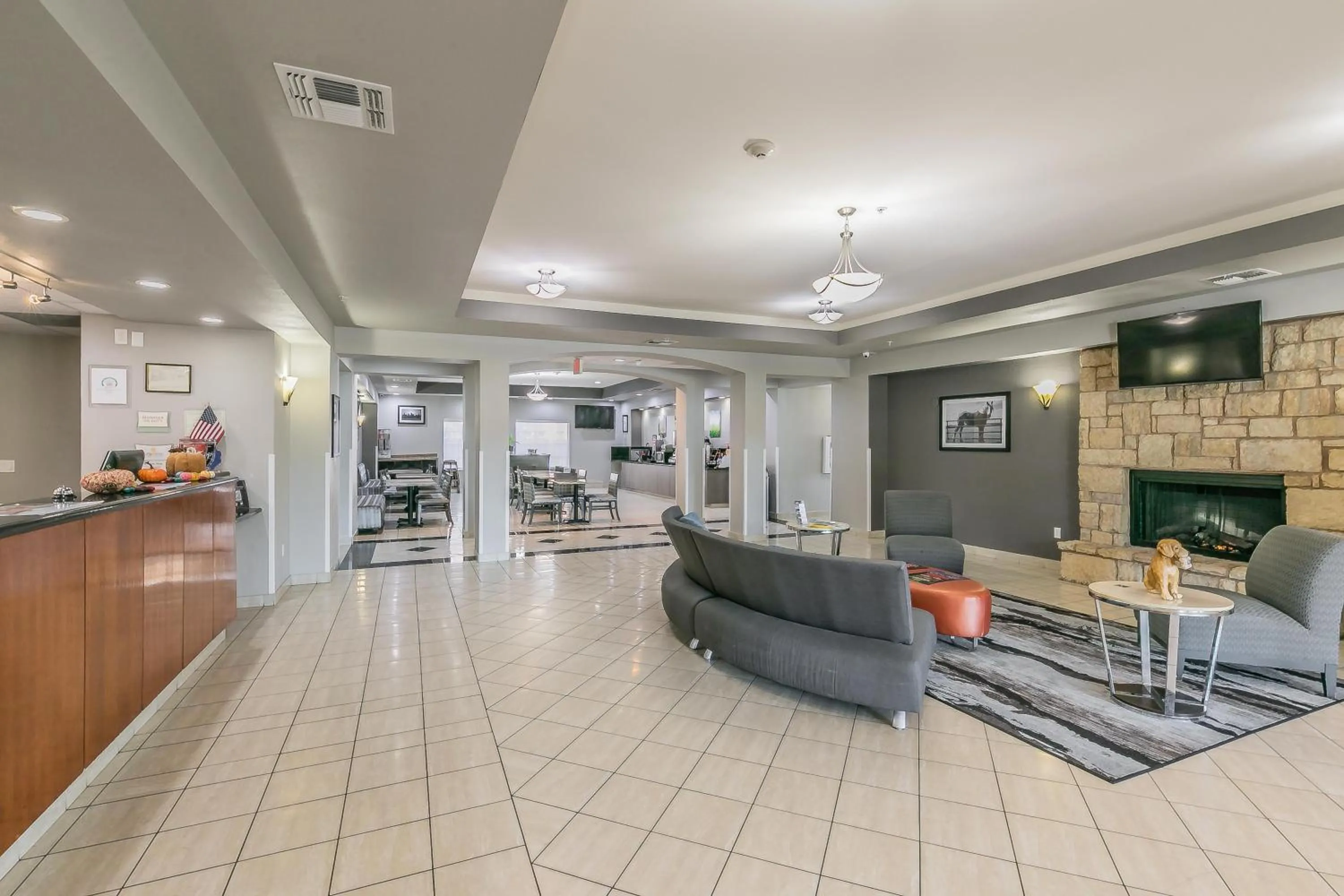 Lobby or reception in La Quinta by Wyndham Granbury