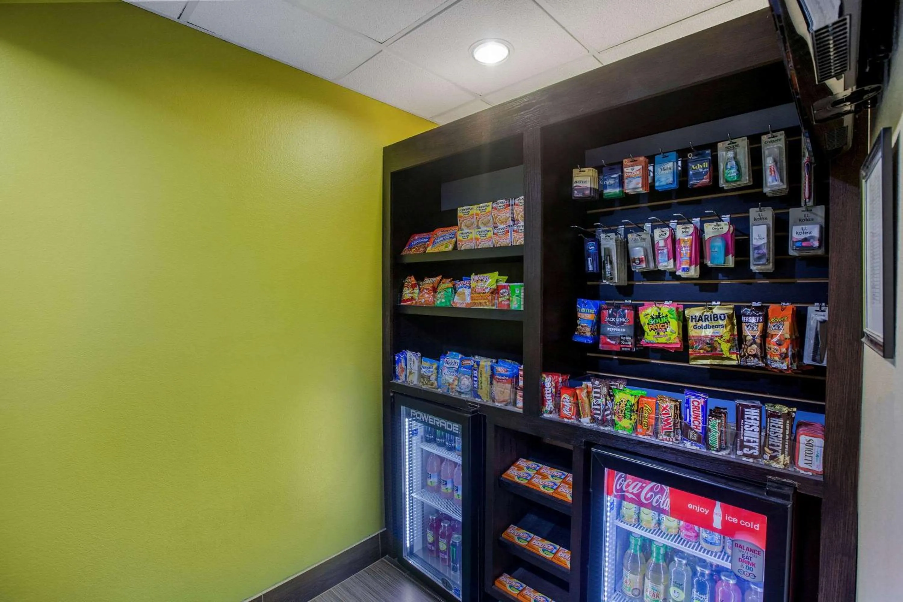 On site in La Quinta by Wyndham Pasadena