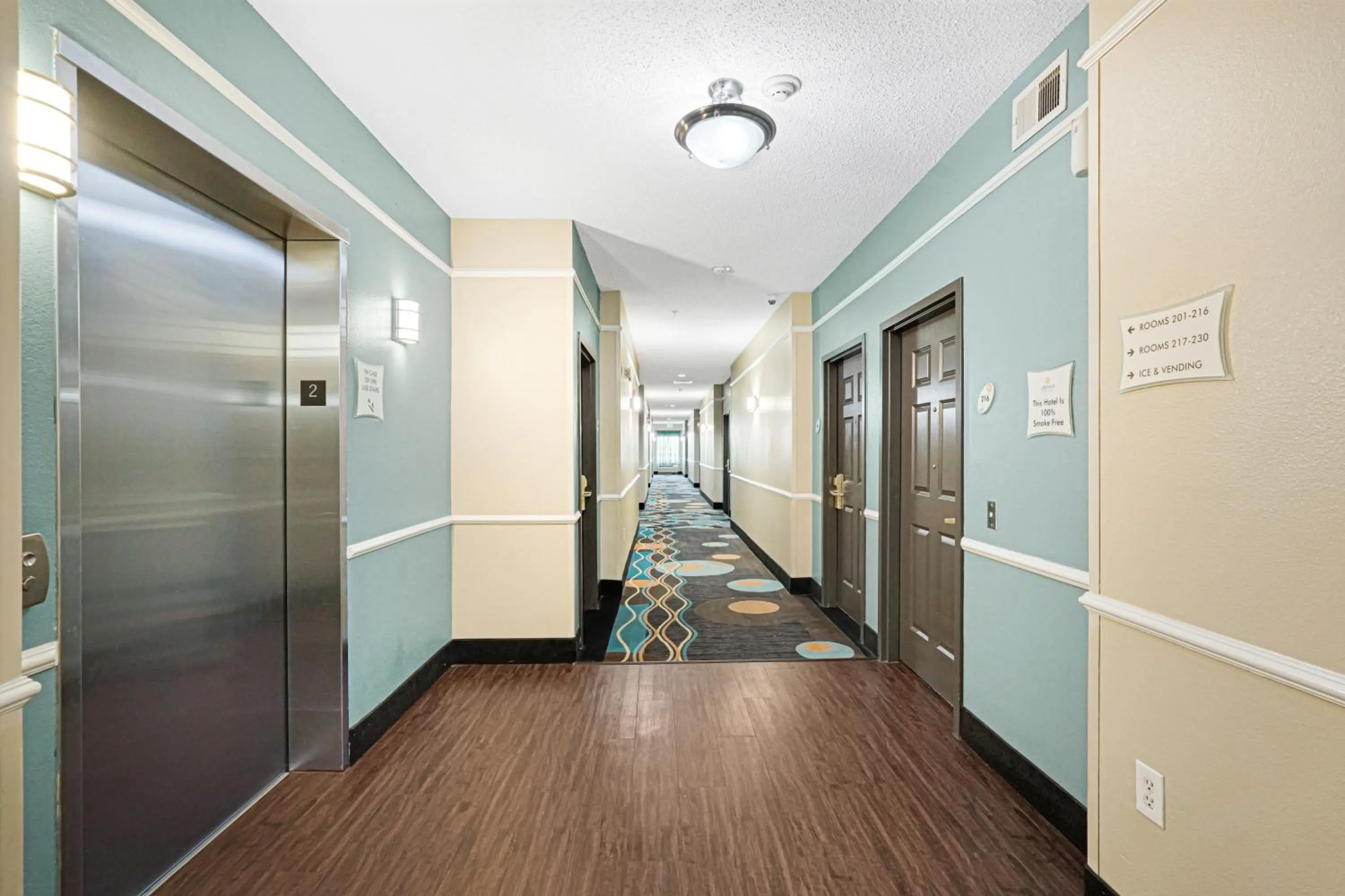 elevator in La Quinta by Wyndham Houston Hobby Airport