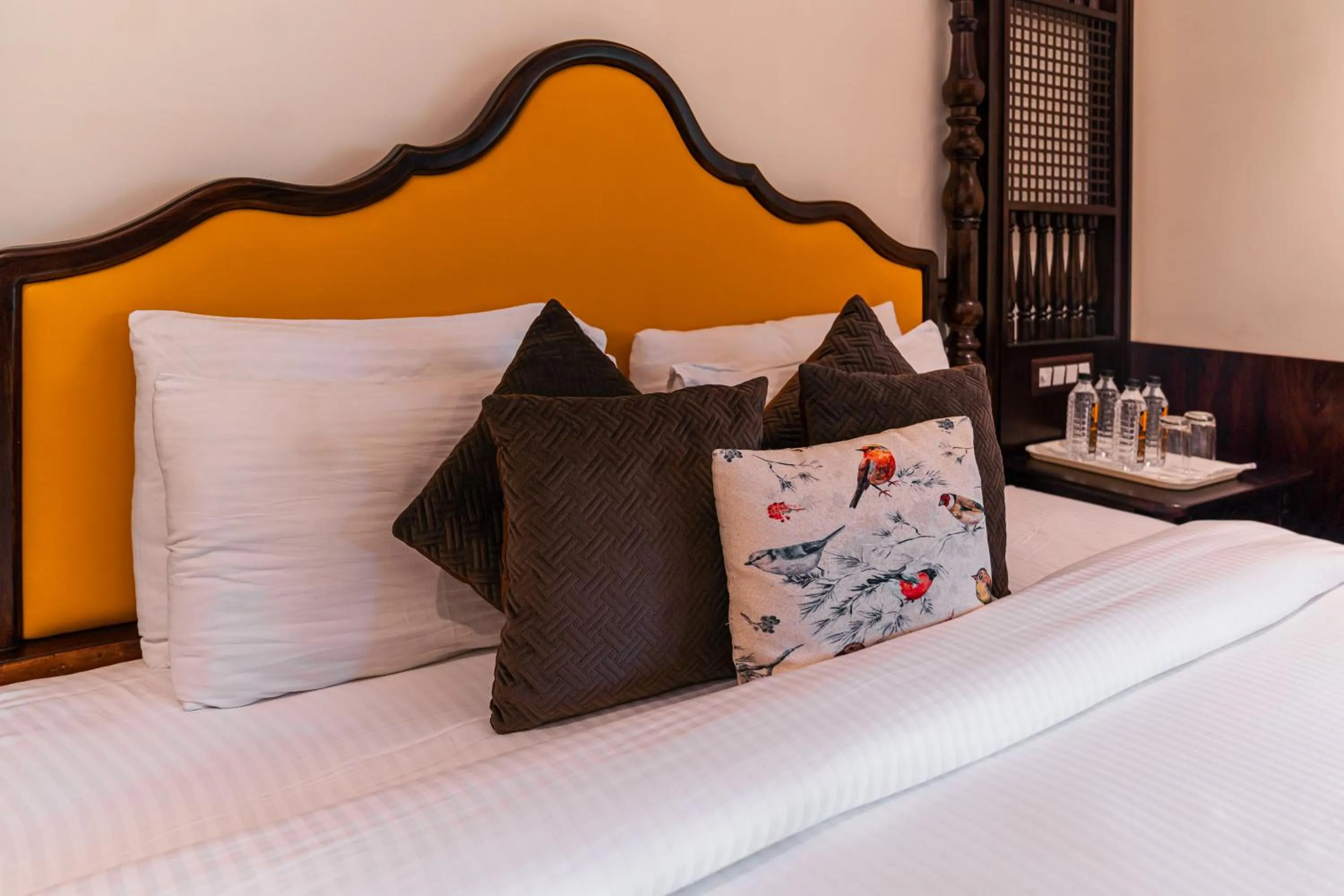 Bed in Manu Maharani Resort