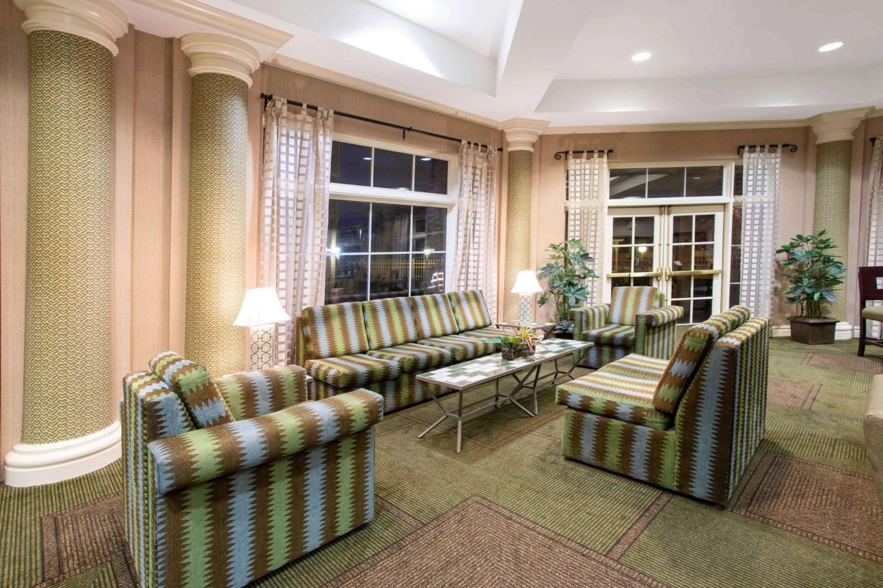 Lobby or reception in La Quinta by Wyndham Denver Southwest Lakewood