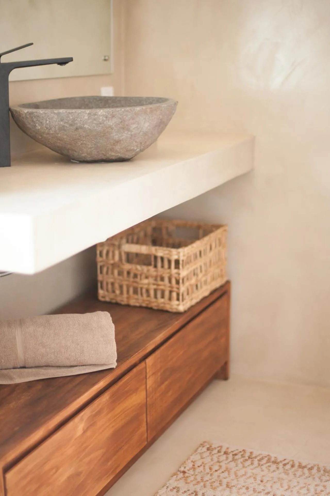 Bathroom in Chantauvent Guest House