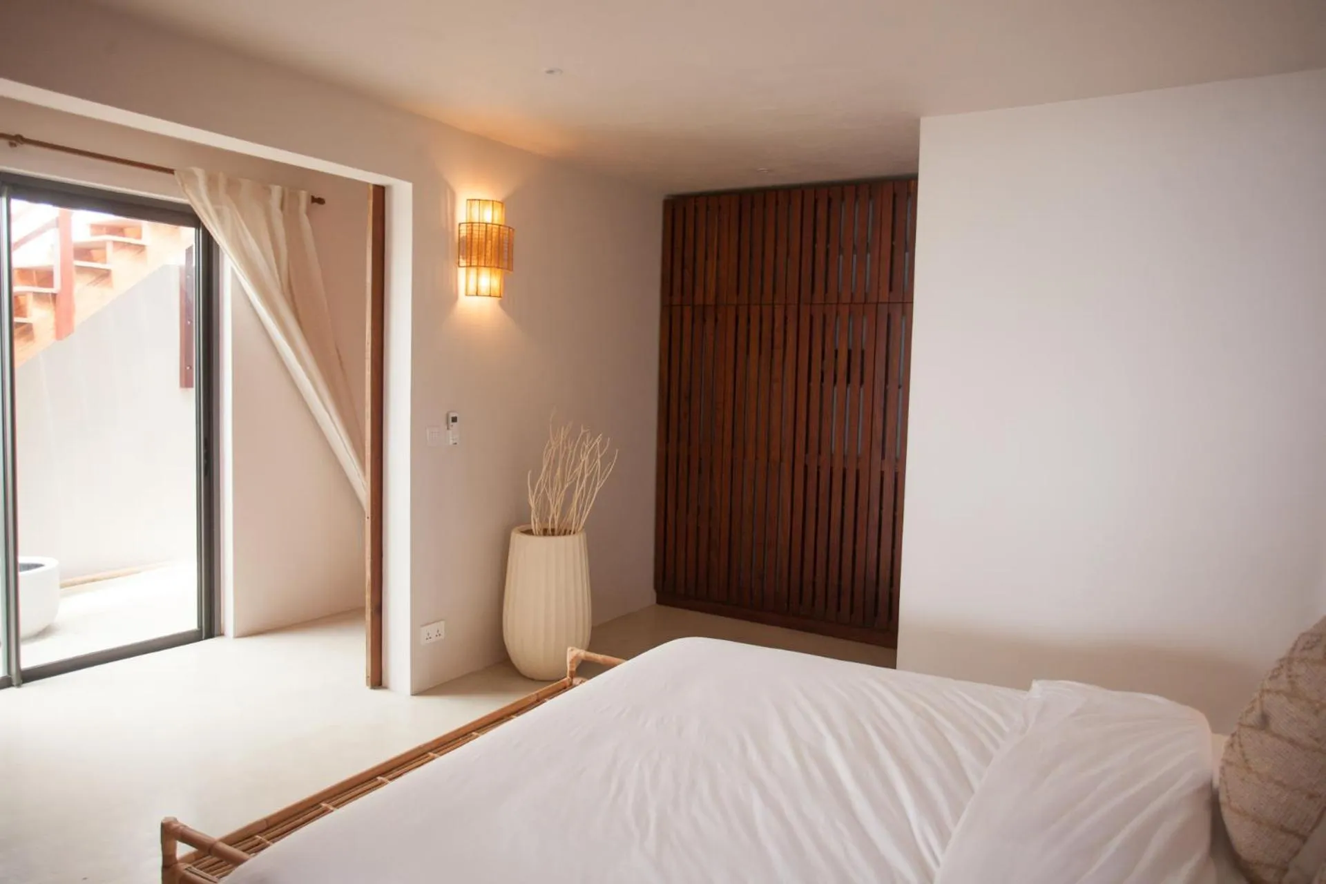 Bedroom, Bed in Chantauvent Guest House