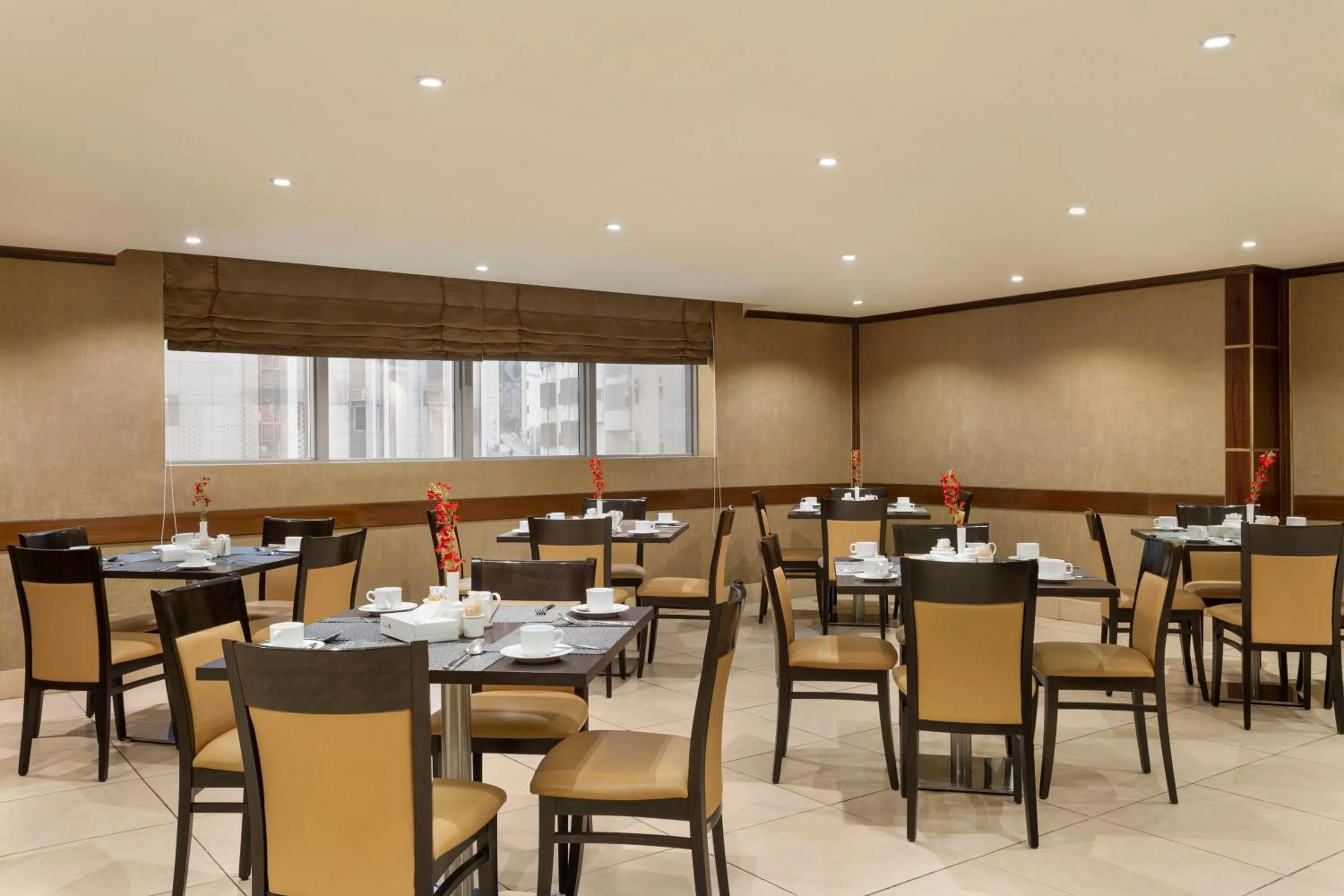 Restaurant/places to eat in Al Massa Dar Al Fayzeen Makkah