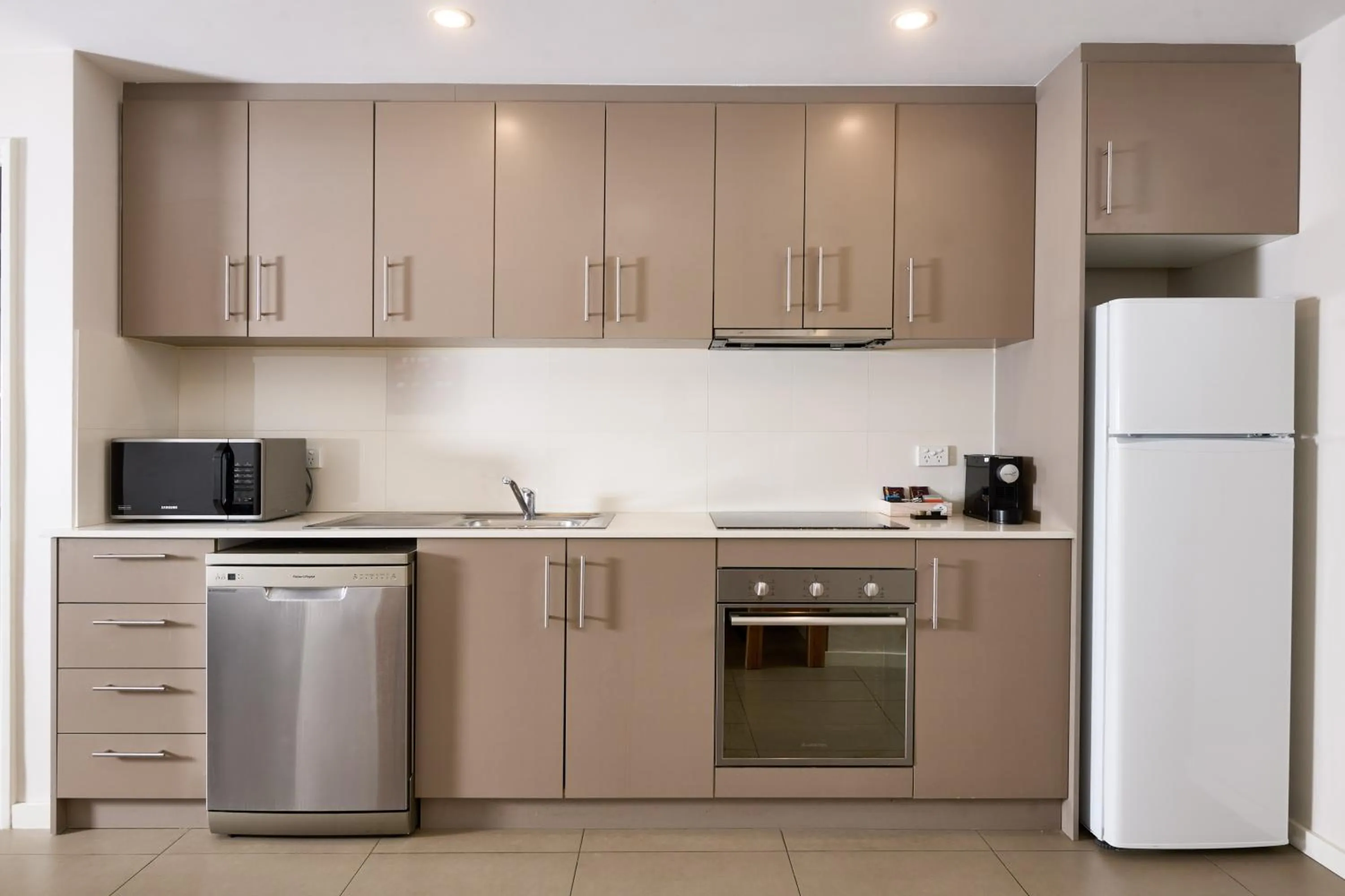 acessibility in Airport Apartments by Vetroblu