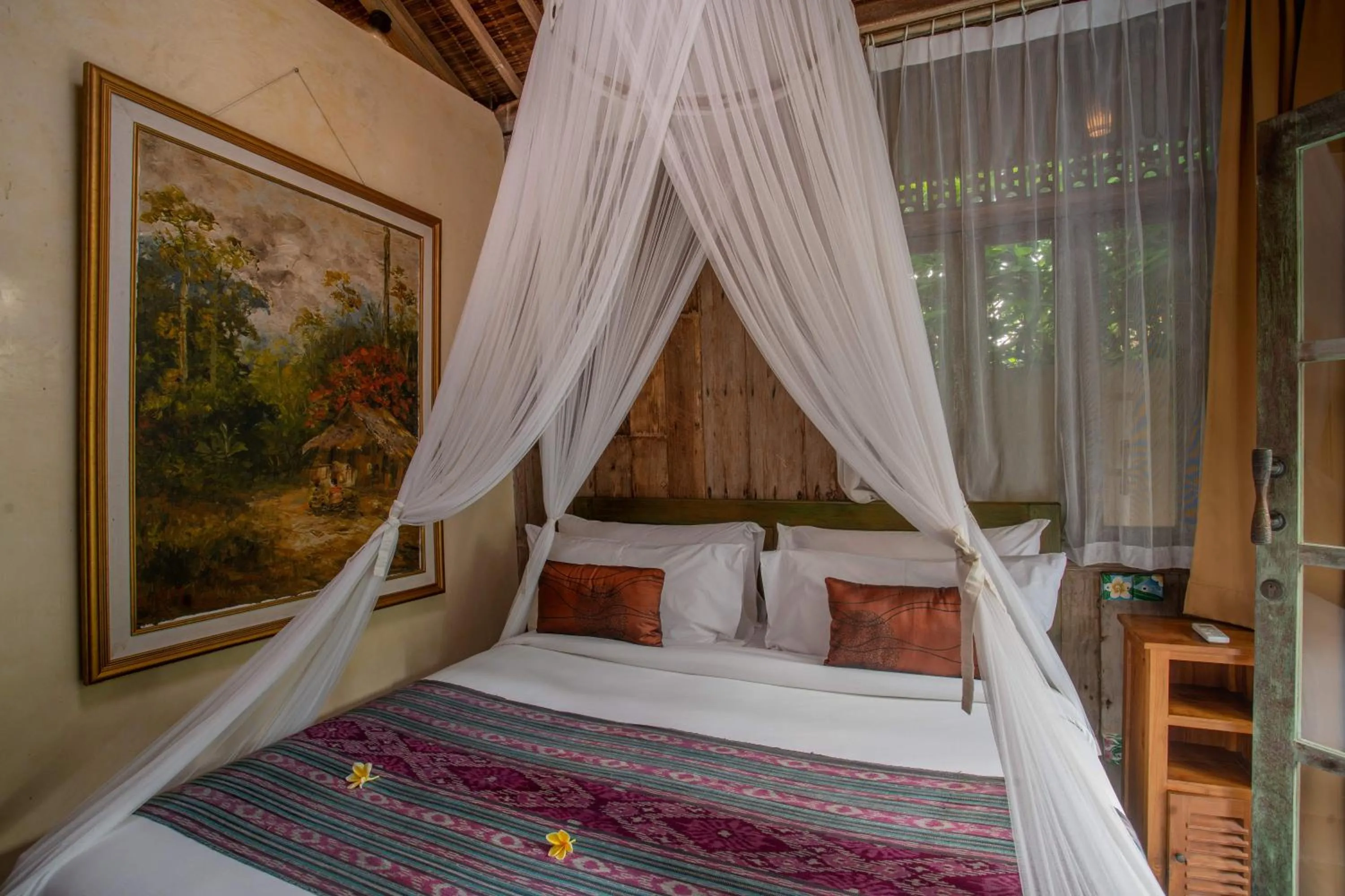 Bed in Aryaswara Villa Ubud