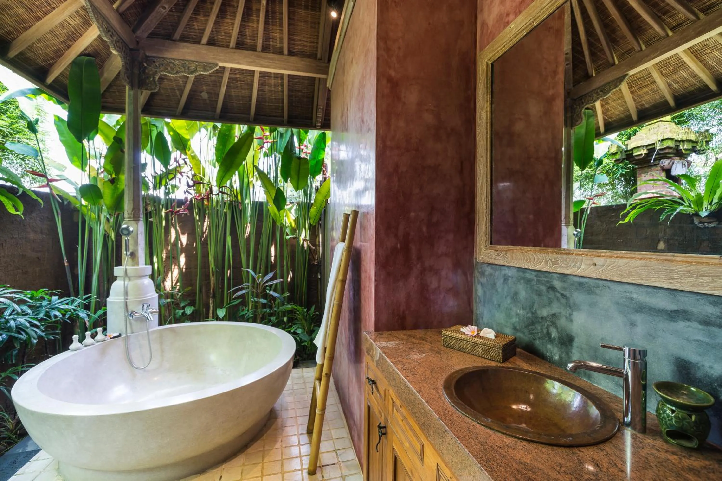 Toilet in Aryaswara Villa Ubud