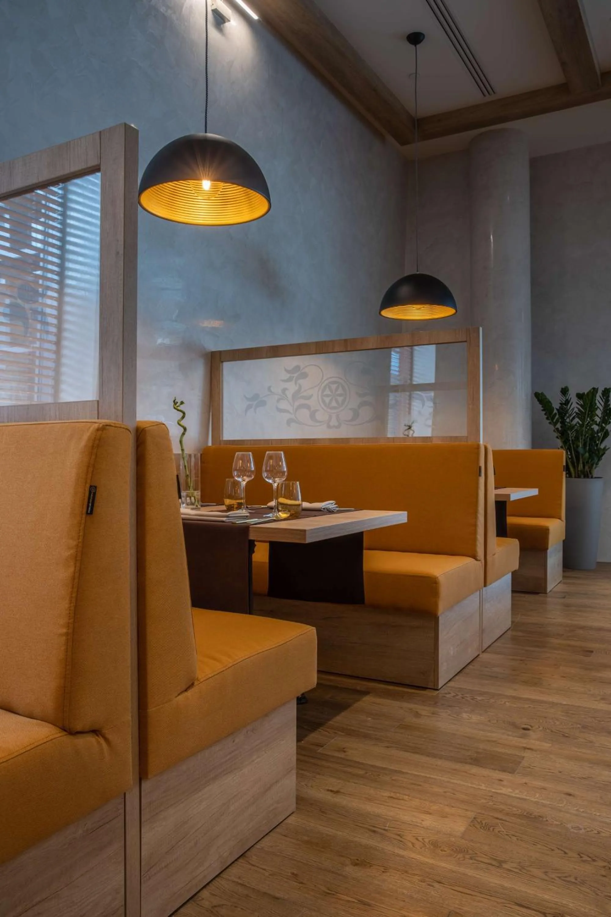 Restaurant/places to eat in Radisson Blu Hotel & Residences