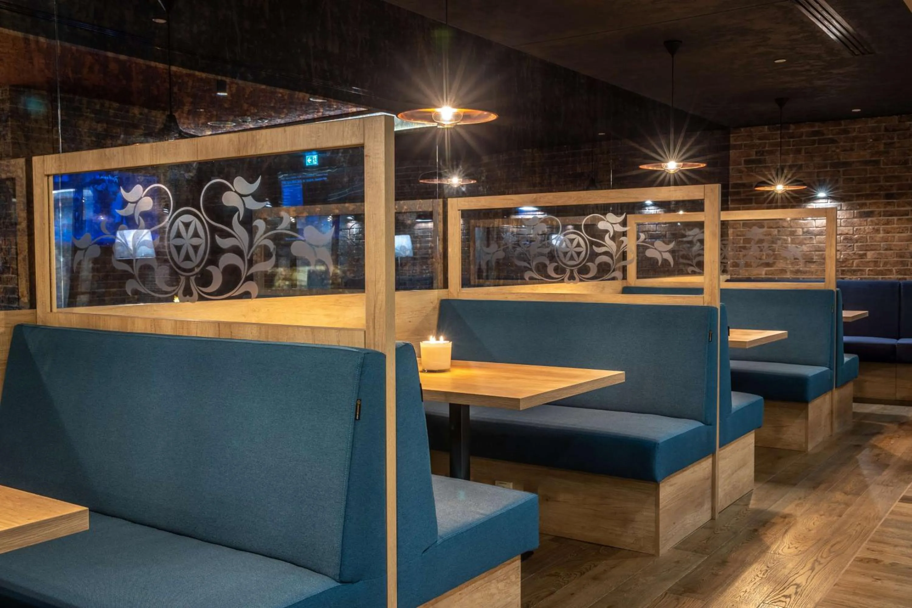 Lounge or bar in Radisson Blu Hotel & Residences