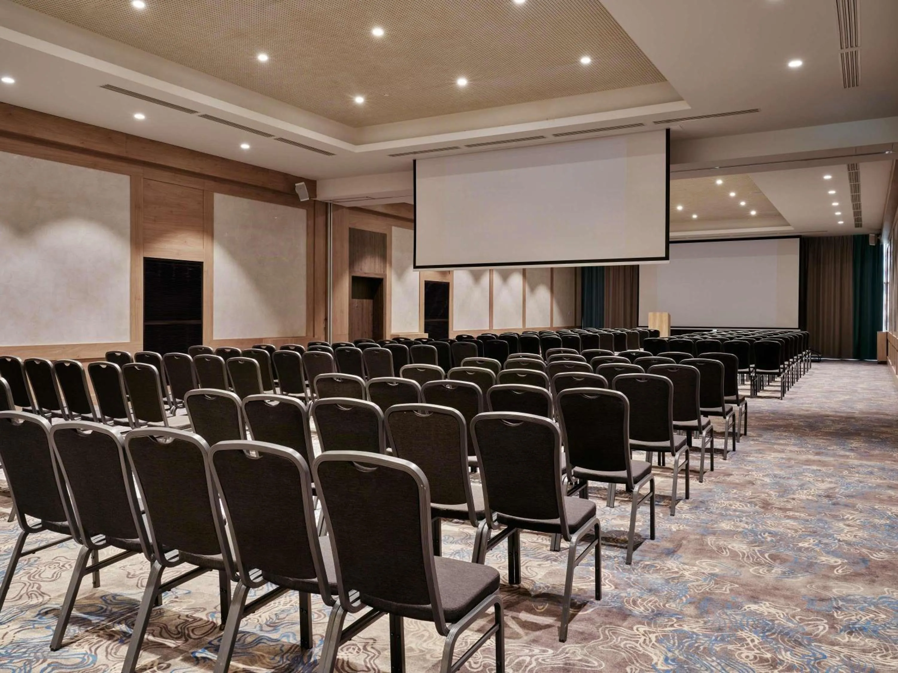 Meeting/conference room in Radisson Blu Hotel & Residences Zakopane