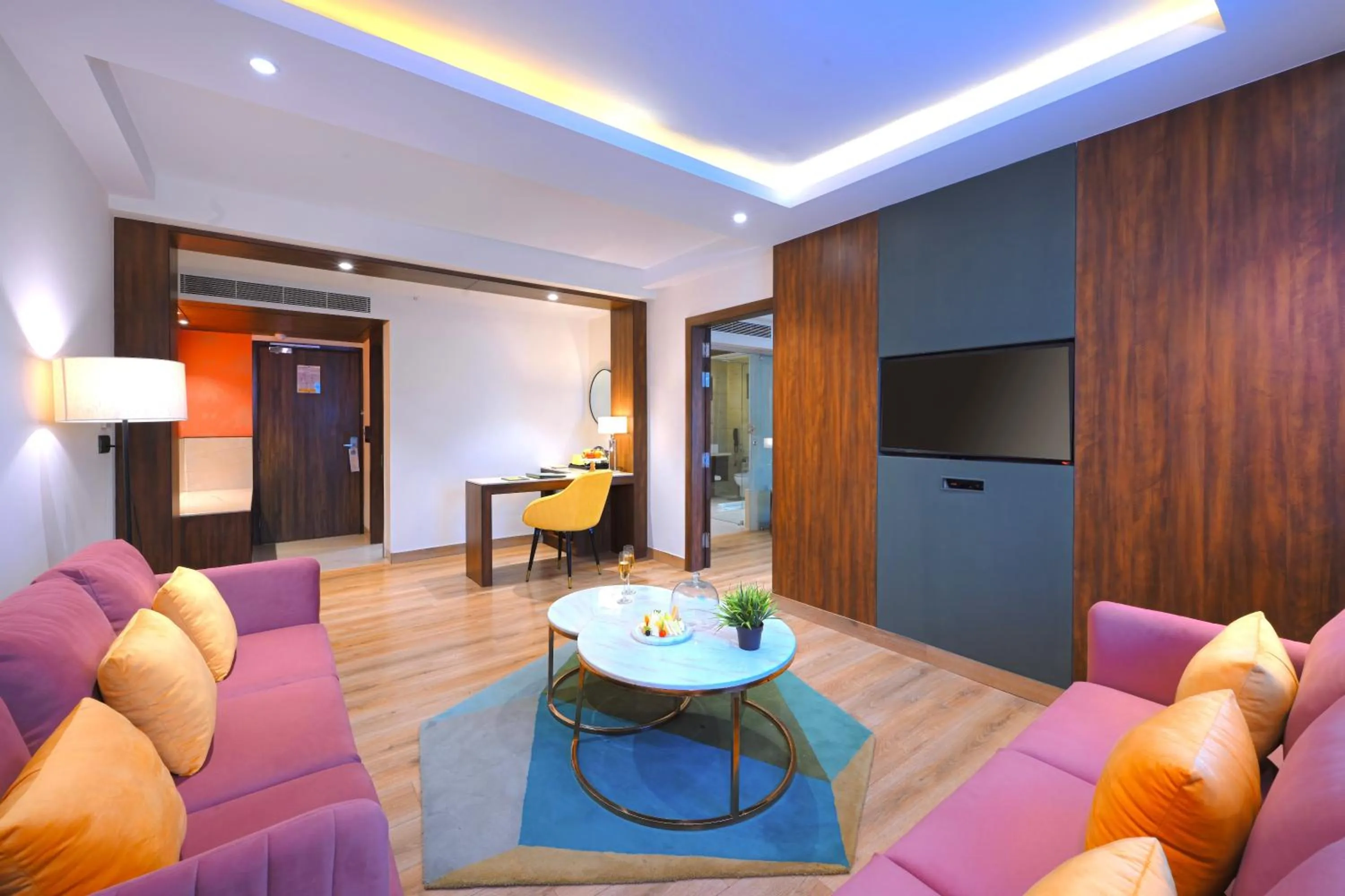 Living room in Hotel Royale Regent