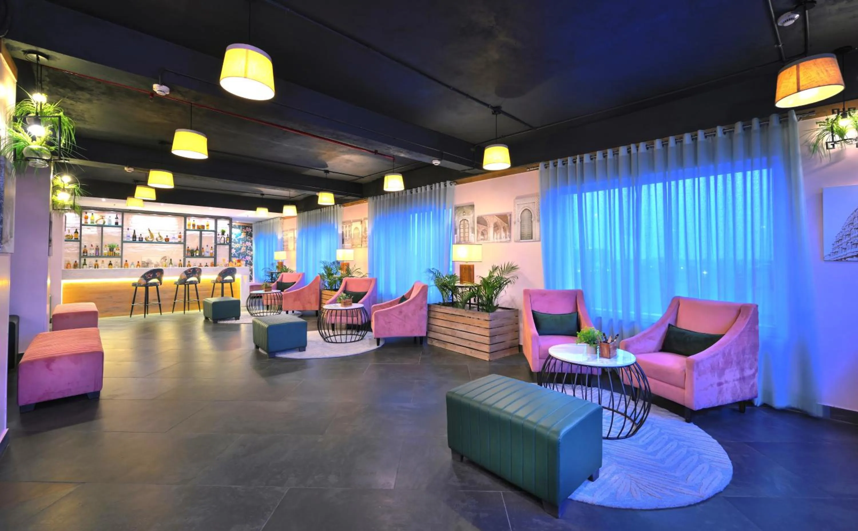 Lounge or bar in Hotel Royale Regent