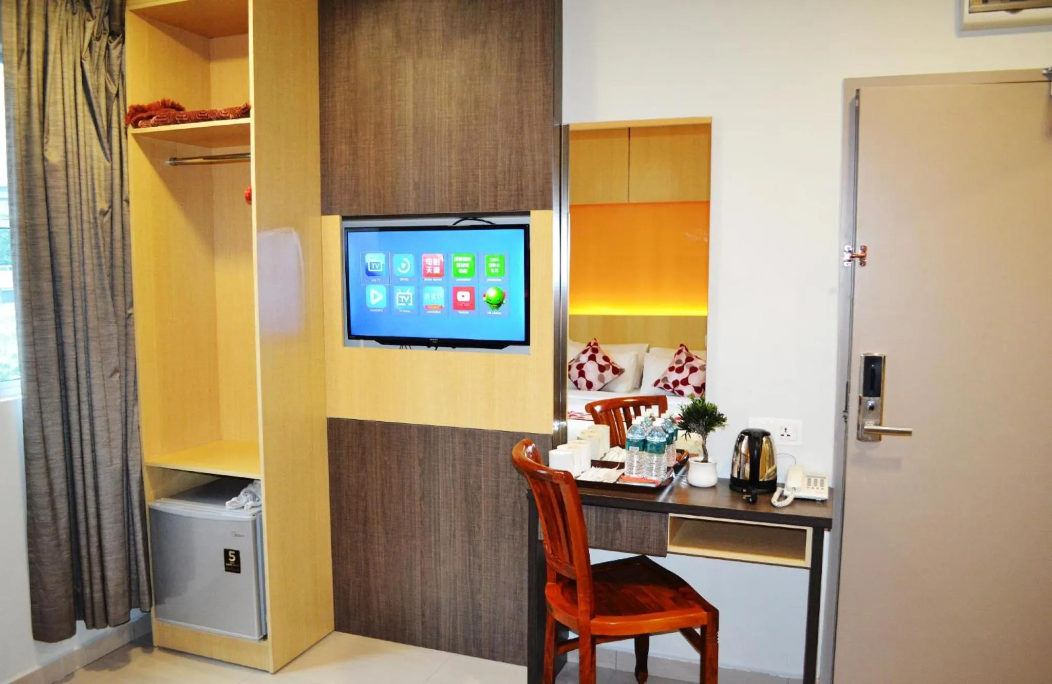 TV and multimedia in Sky Hotel @ Pudu